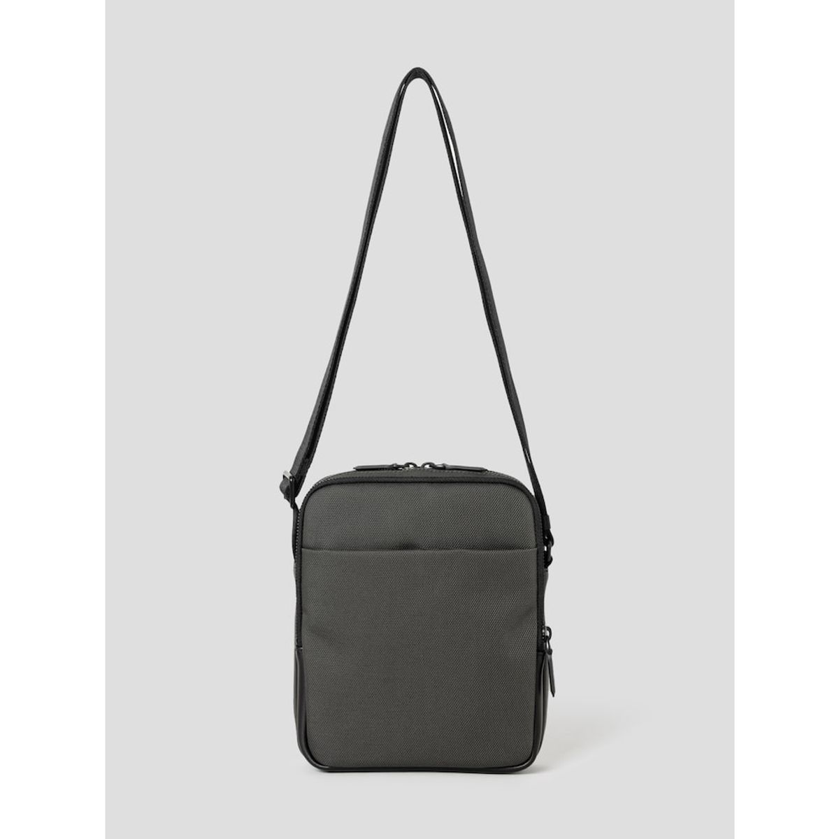 빈폴 액세서리(BEANPOLE ACCESSORY) 커뮤터 세로 메신저  - 그레이