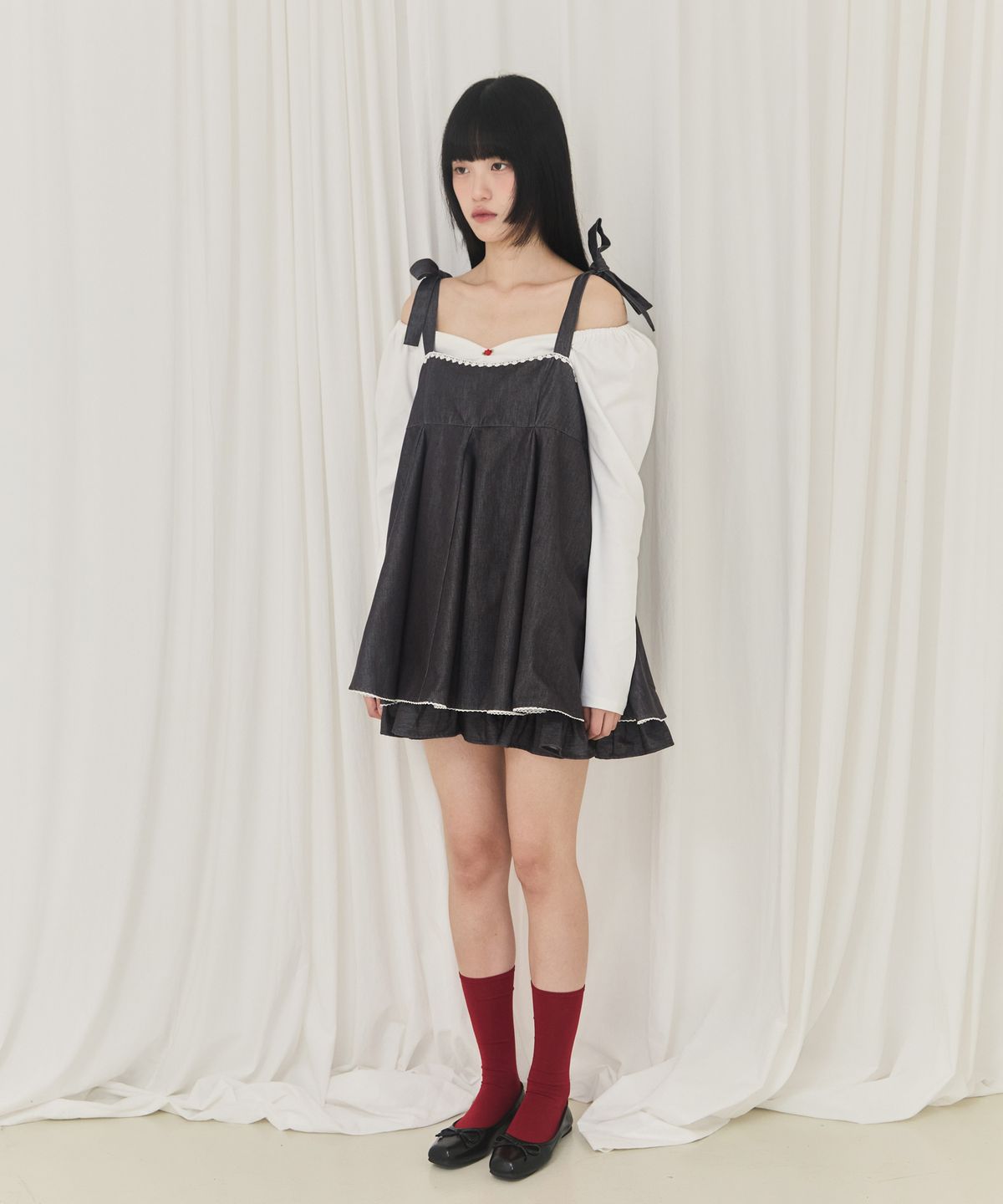알키알카(ALKI ALKA) Balloon Mini Dress (Black)