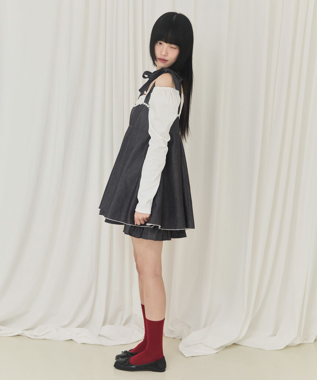 알키알카(ALKI ALKA) Balloon Mini Dress (Black)