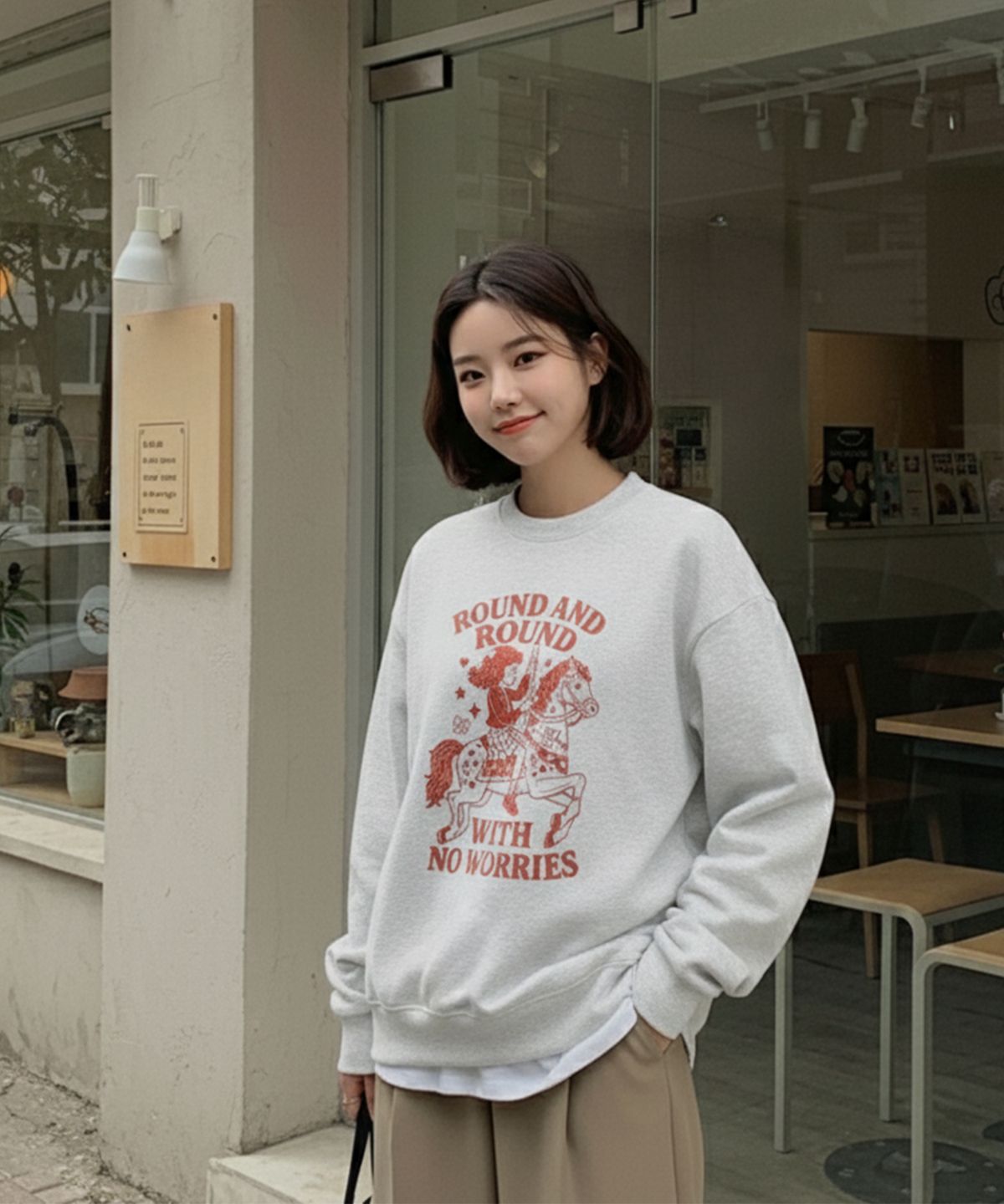 컬로라(COLORA) 라운드 앤 라운드 스웻셔츠 (3color)
