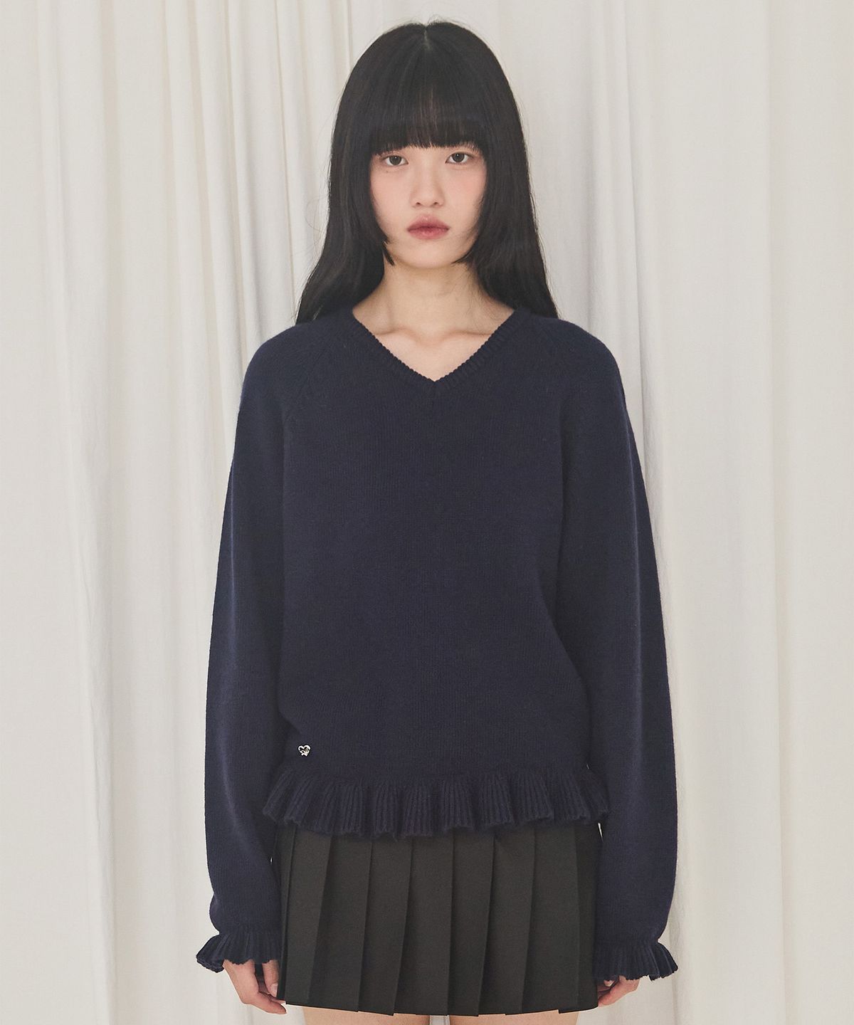 알키알카(ALKI ALKA) V-Neck Frill Knit (Navy)