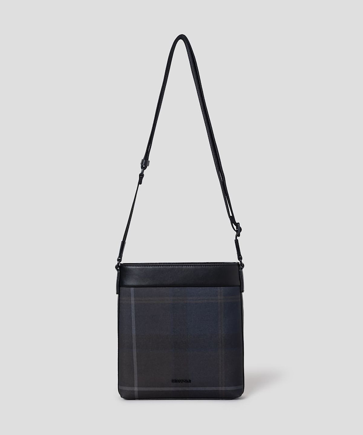 빈폴 액세서리(BEANPOLE ACCESSORY) 커뮤터 체크 세로 메신저  - 네이비