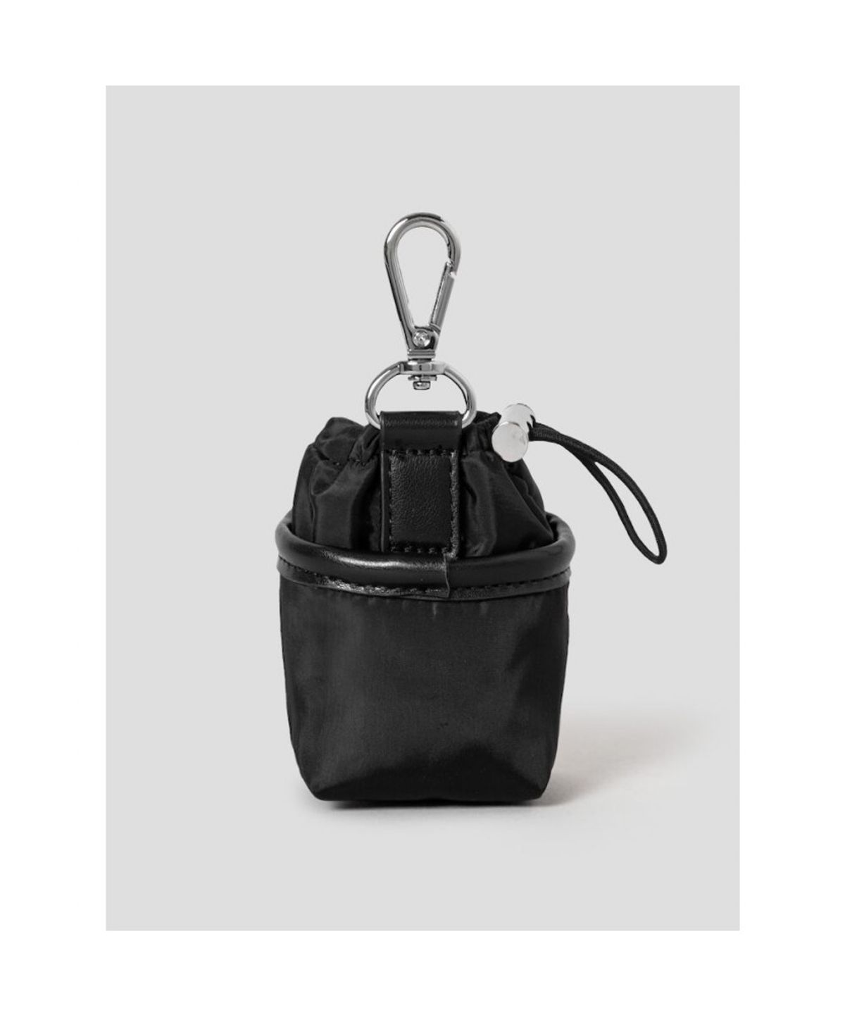 빈폴 액세서리(BEANPOLE ACCESSORY) 미니버킷 볼파우치  - 블랙
