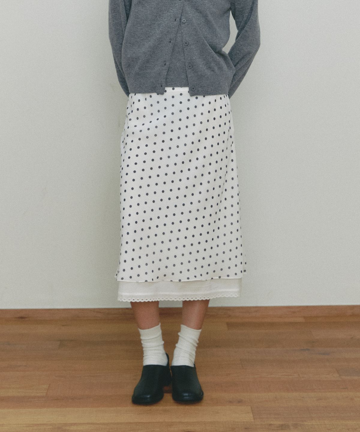 쎄미(SSEMI) CHIFFON DOT MIDI SKIRT(WT)