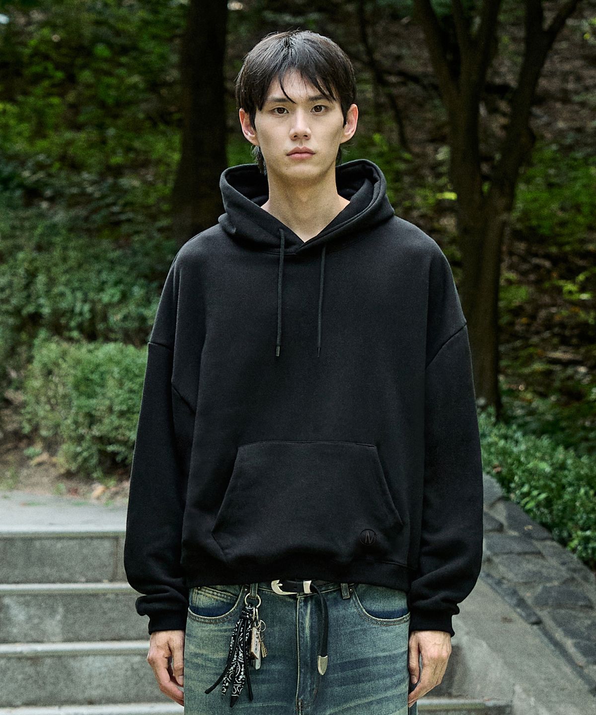 미니멀프로젝트(MINIMALPROJECT) 리파인드 크롭 후드 티셔츠 MHT300C-Z [NAVY]