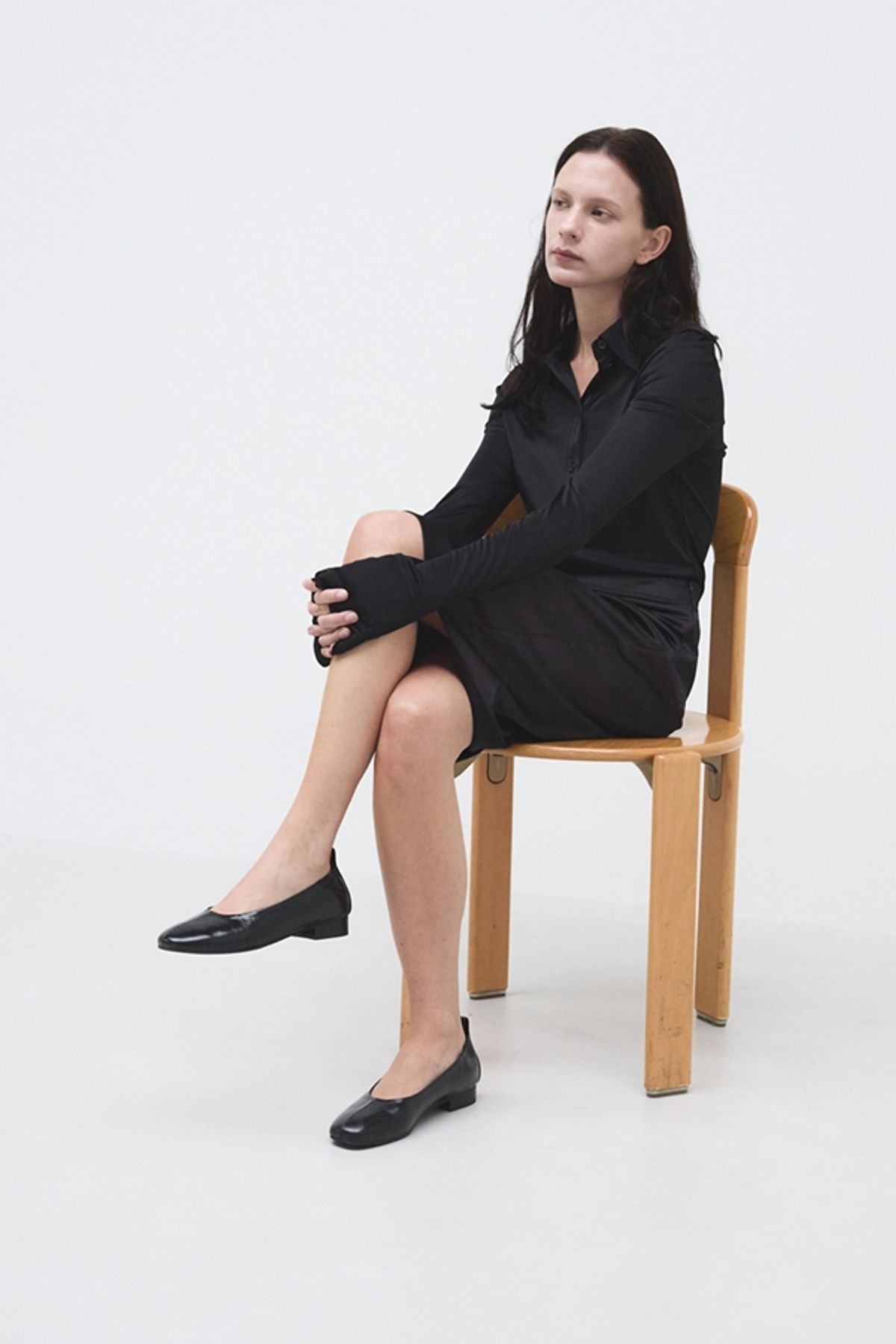 더 클로이스터(THECLOISTER) 그로브 스퀘어 토 플랫 (5 COLORS)