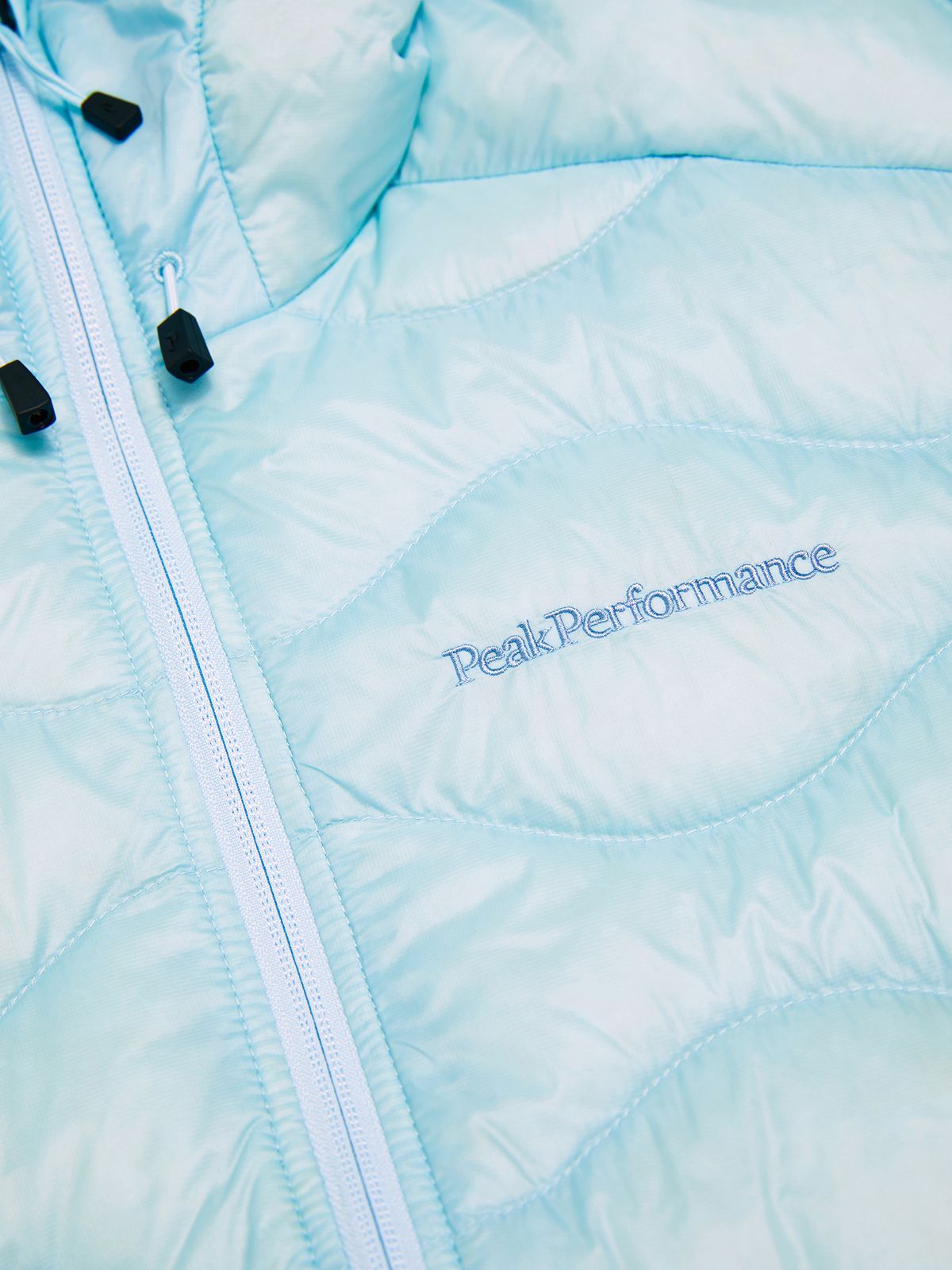 피크퍼포먼스(PEAKPERFORMANCE) 힐리움 다운 후드 자켓 M