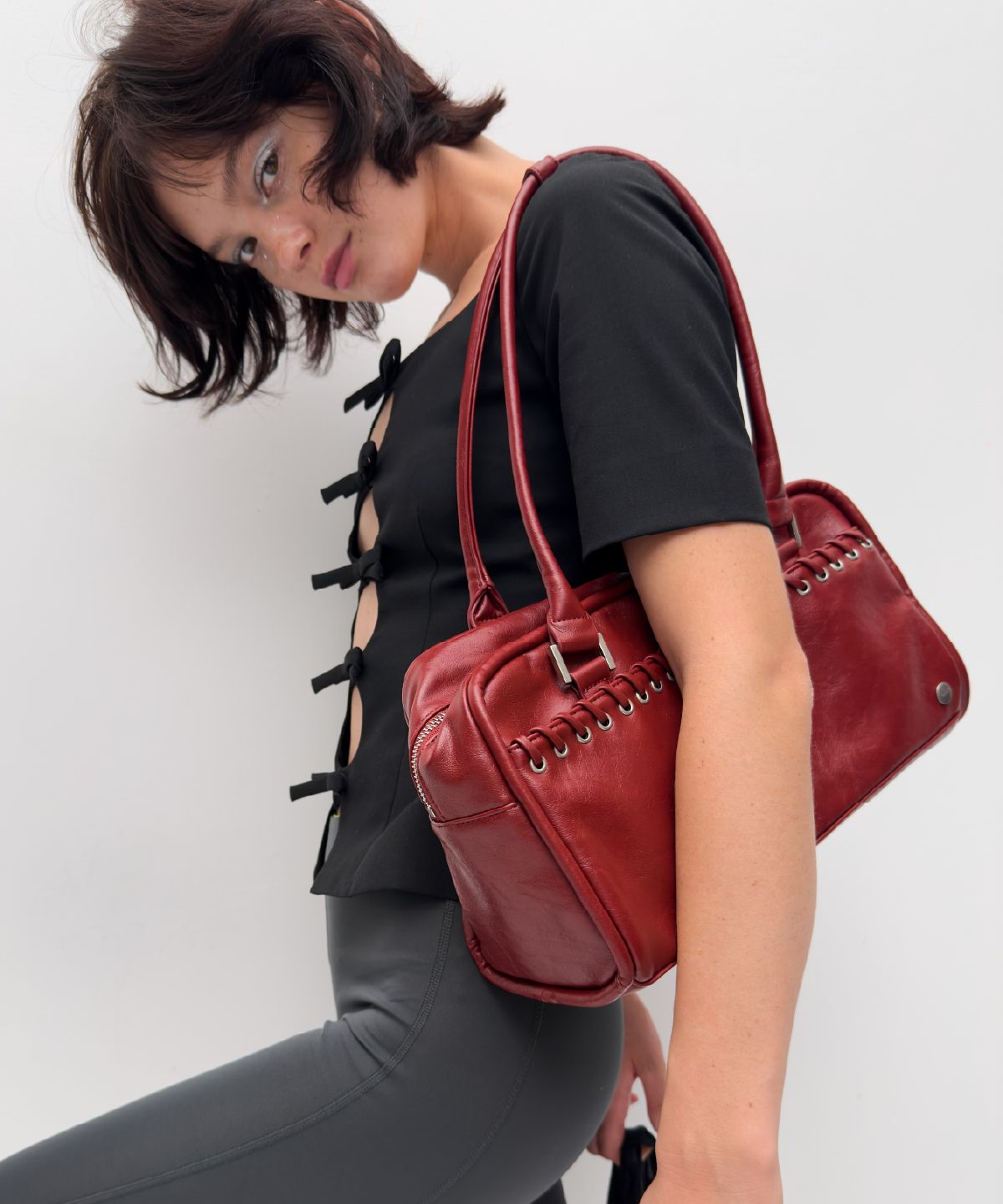 여밈(YEOMIM) morph bag (rouge)