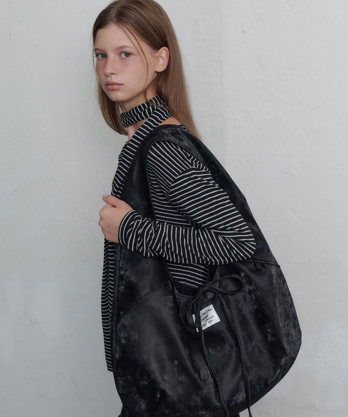 무니쉬(MOONISH) Bud bloom bag (Midnight black)