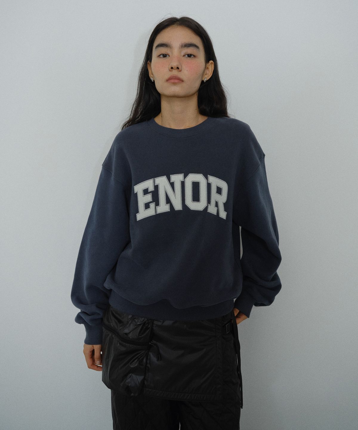 엔오르(EN OR) [CORE] PADDED LAYERED MINI SKIRT - BLACK