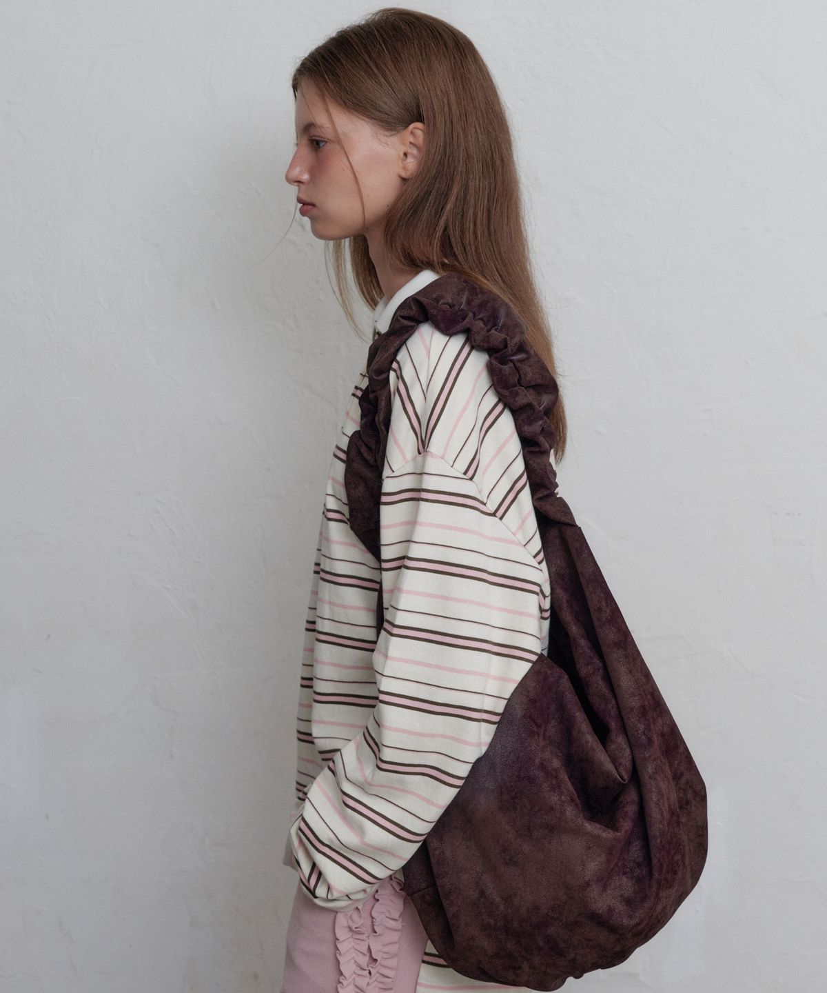 무니쉬(MOONISH) Shirring gather bag (Plum brown)