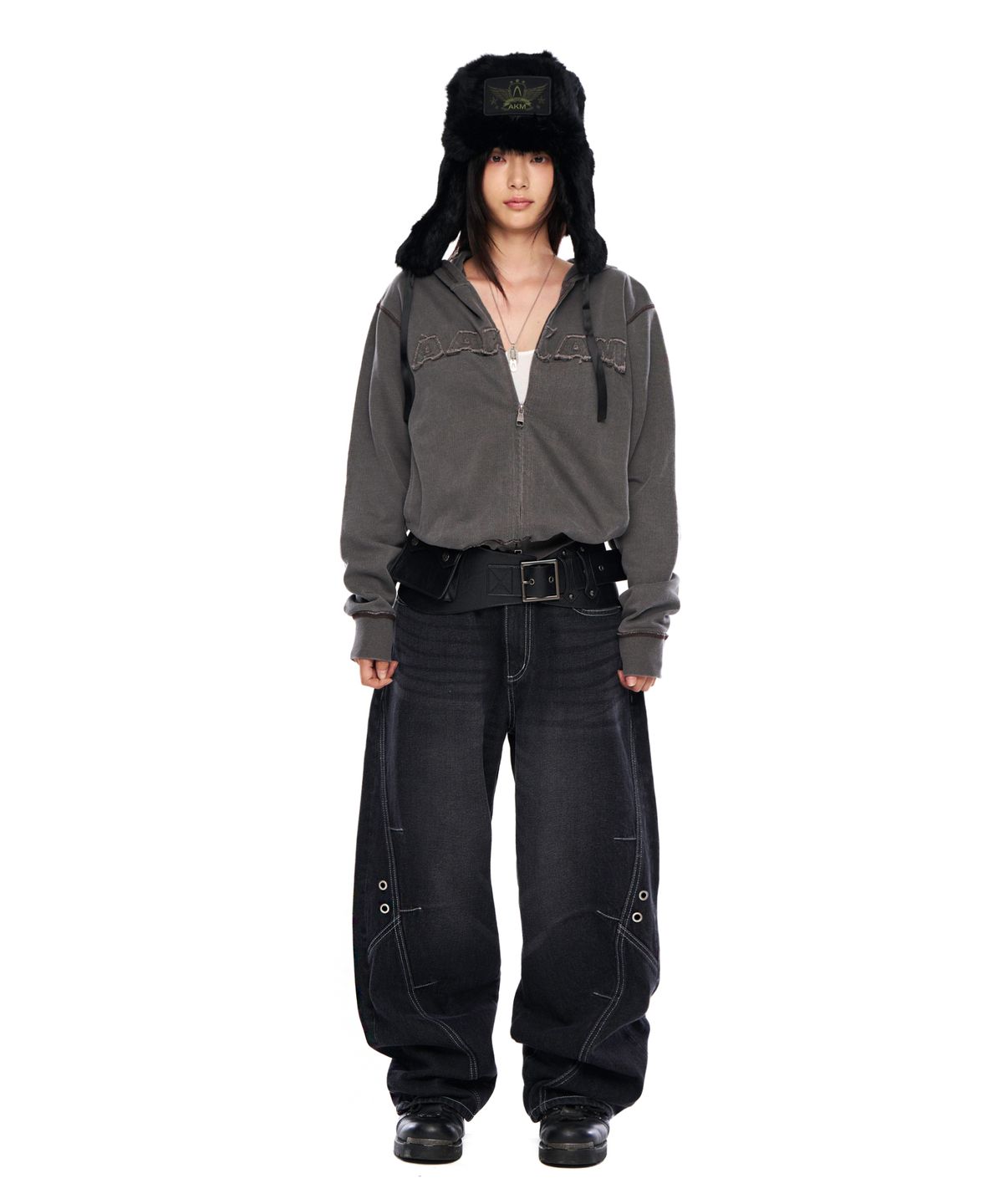 아캄(AAKAM) Logo Patch Zip-Up Hoodie (Black)