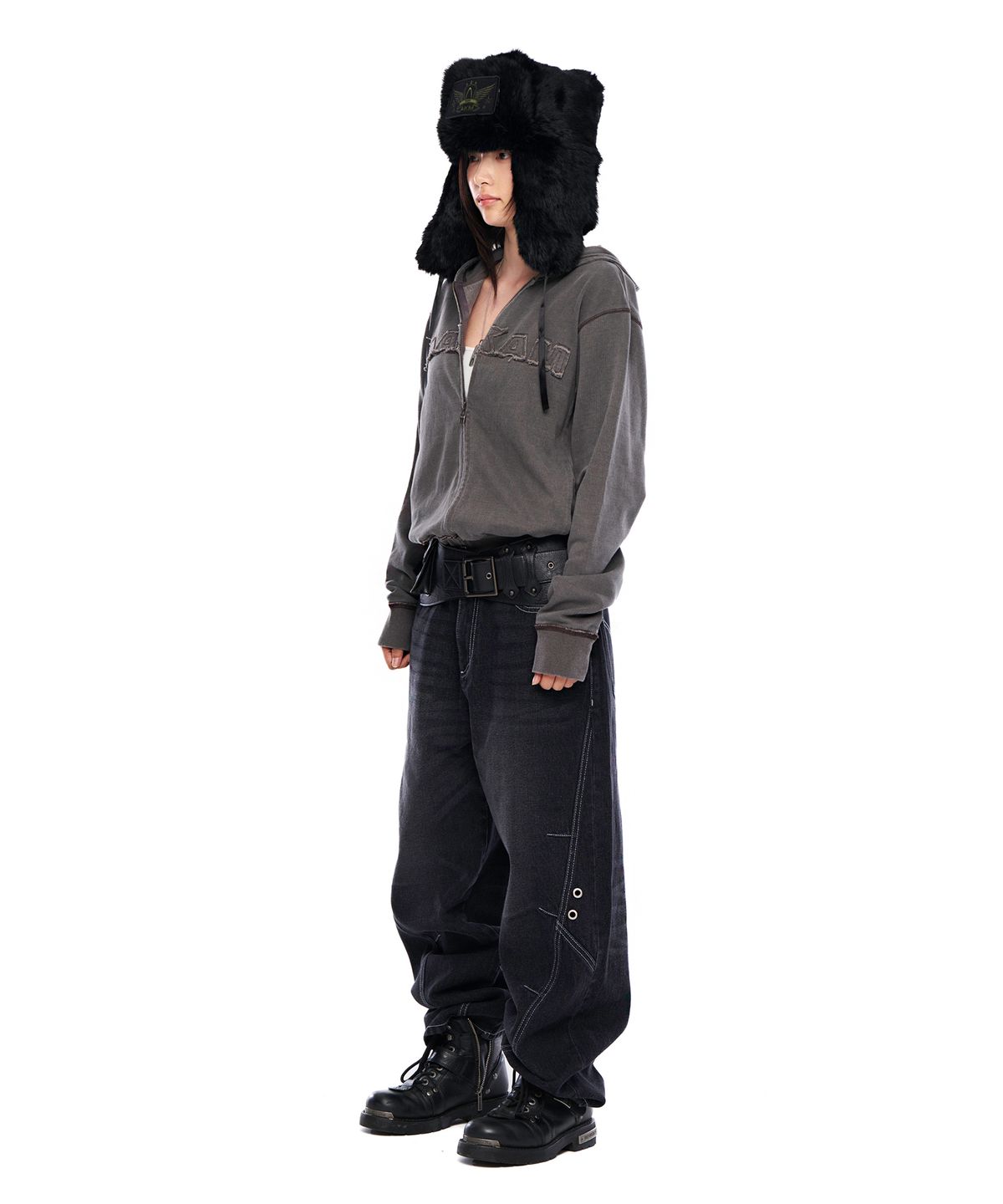 아캄(AAKAM) Logo Patch Zip-Up Hoodie (Black)