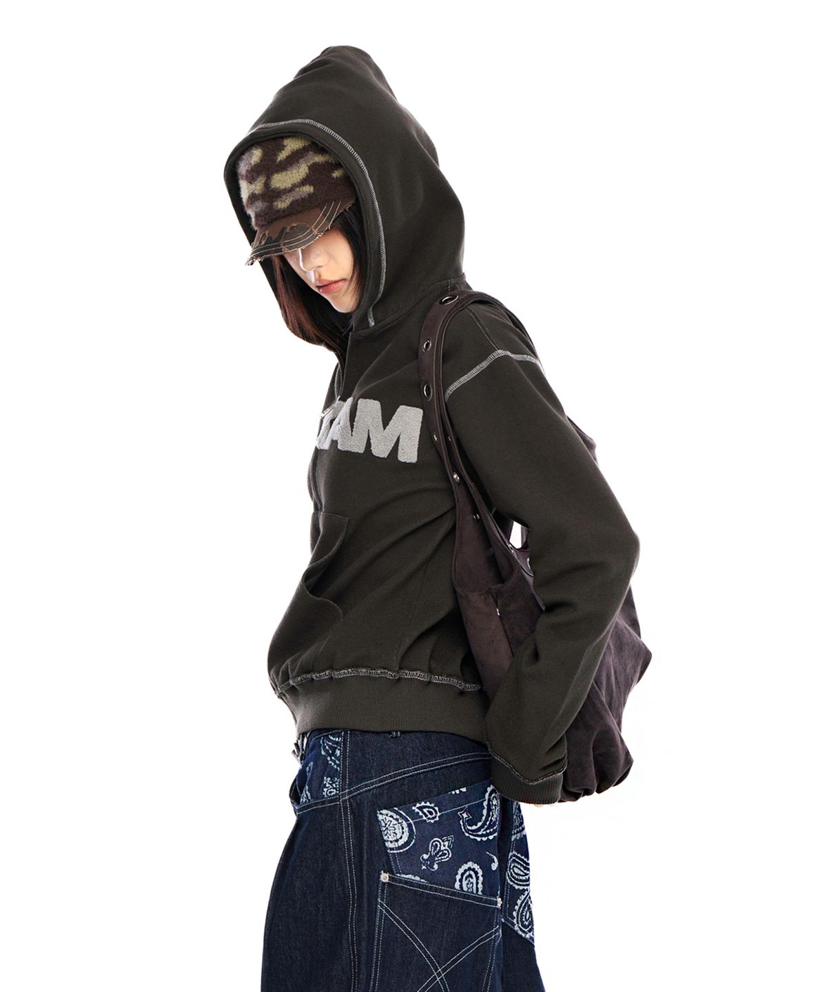 아캄(AAKAM) Boucle Logo Zip-Up Hoodie (Khaki)
