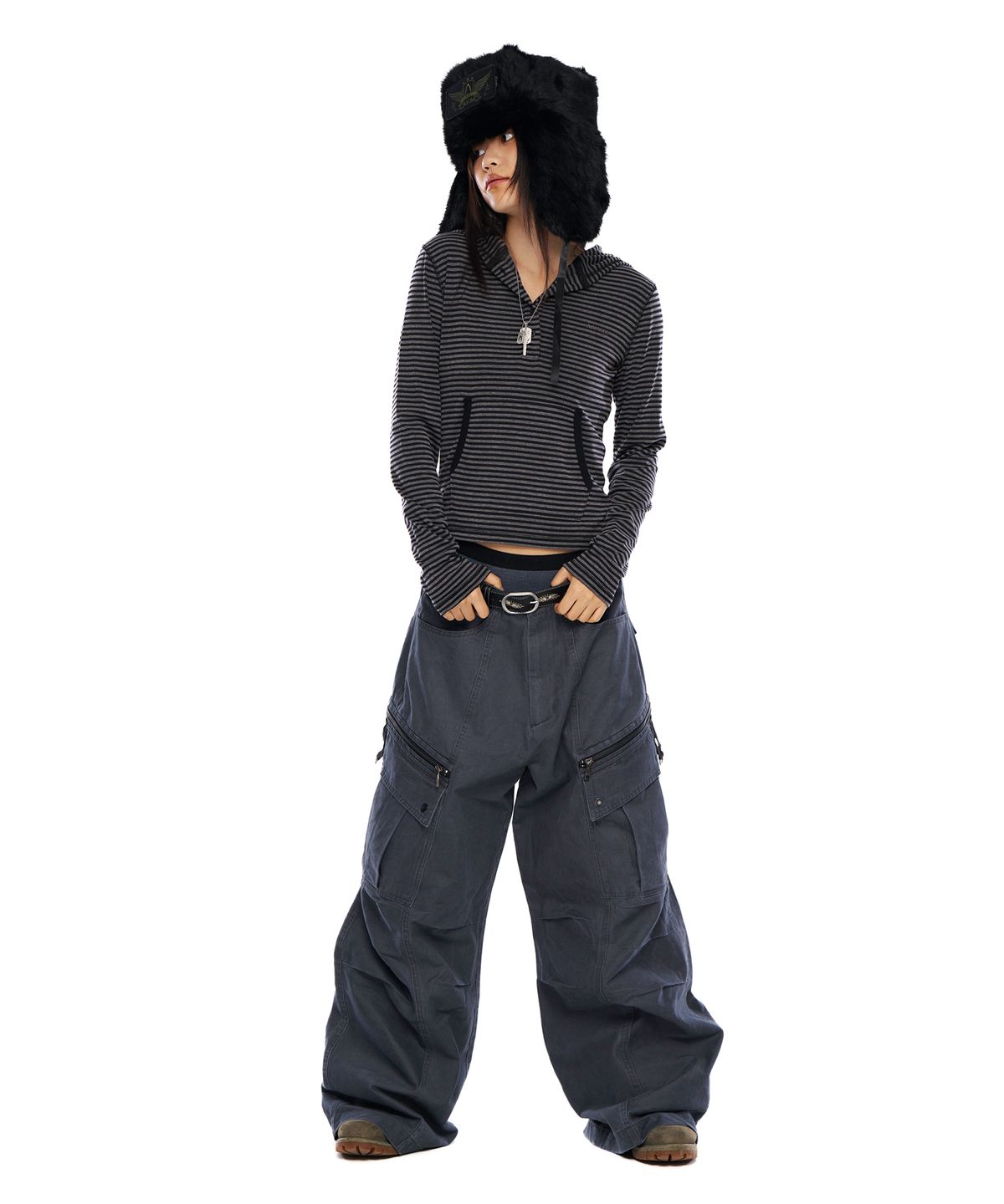 아캄(AAKAM) Striped Button Hoodie (Black)