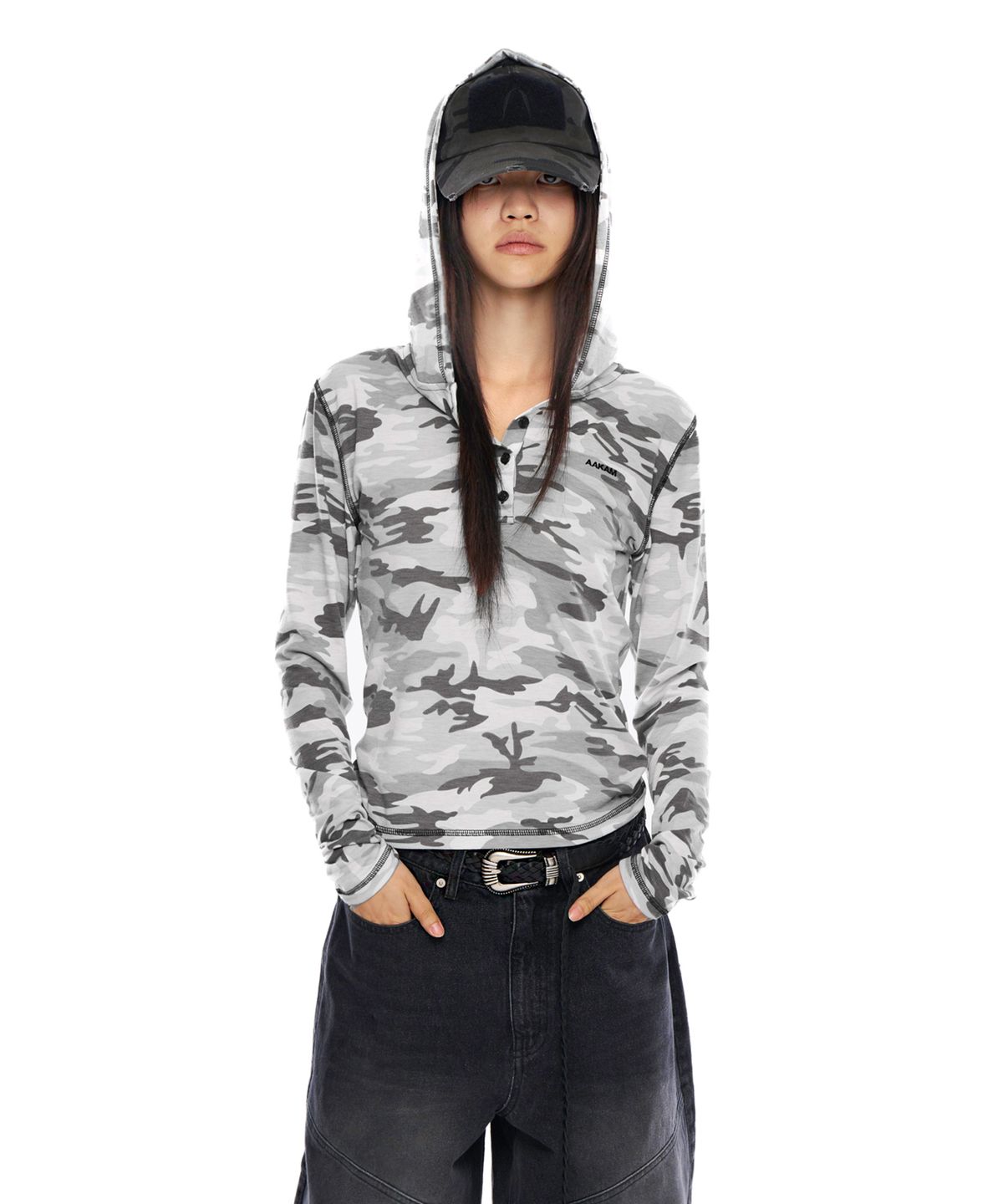아캄(AAKAM) Military Button Hoodie (Gray)