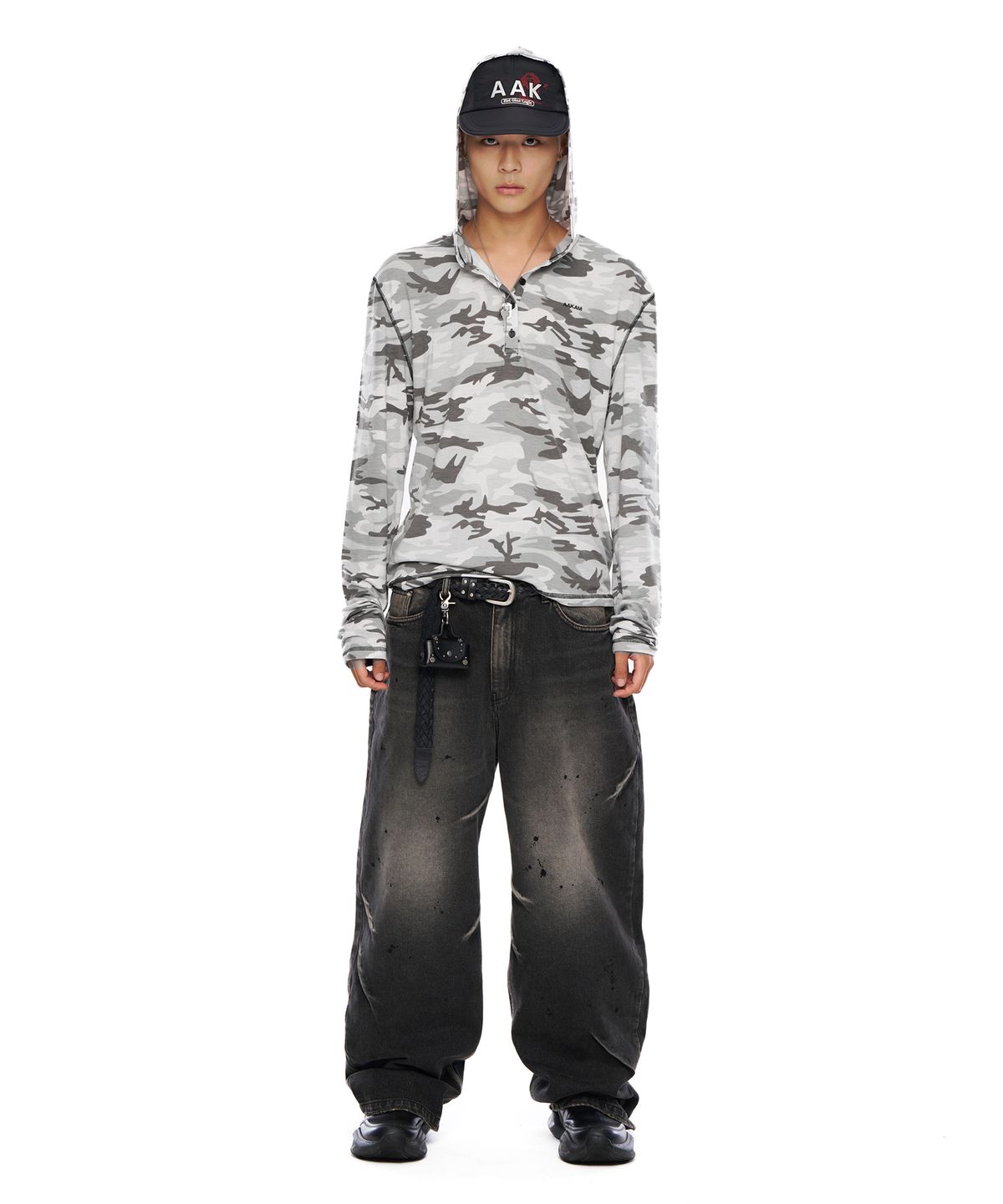 아캄(AAKAM) Military Button Hoodie (Gray)