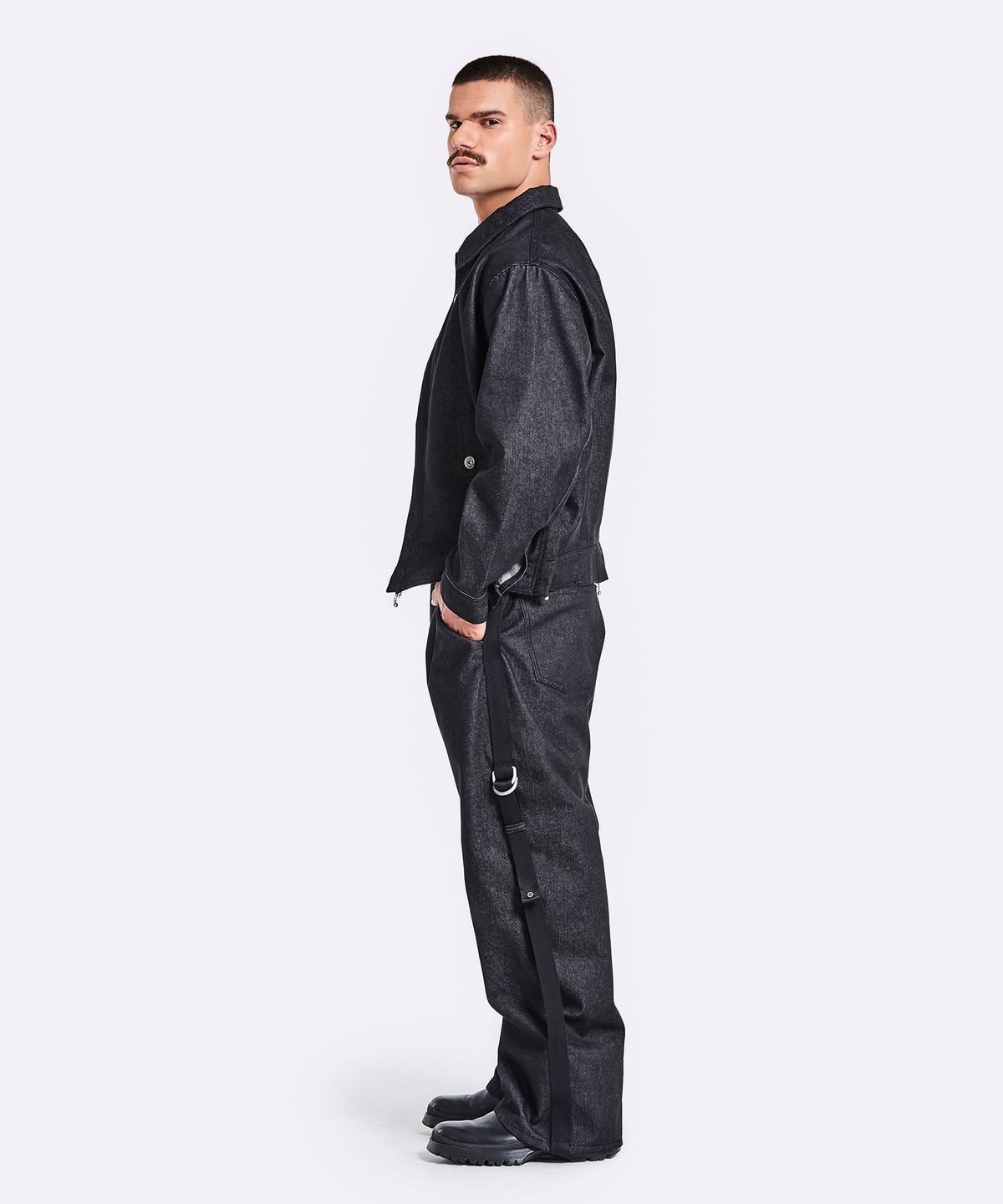 51퍼센트(51PERCENT) Cargo denim jacket - Black