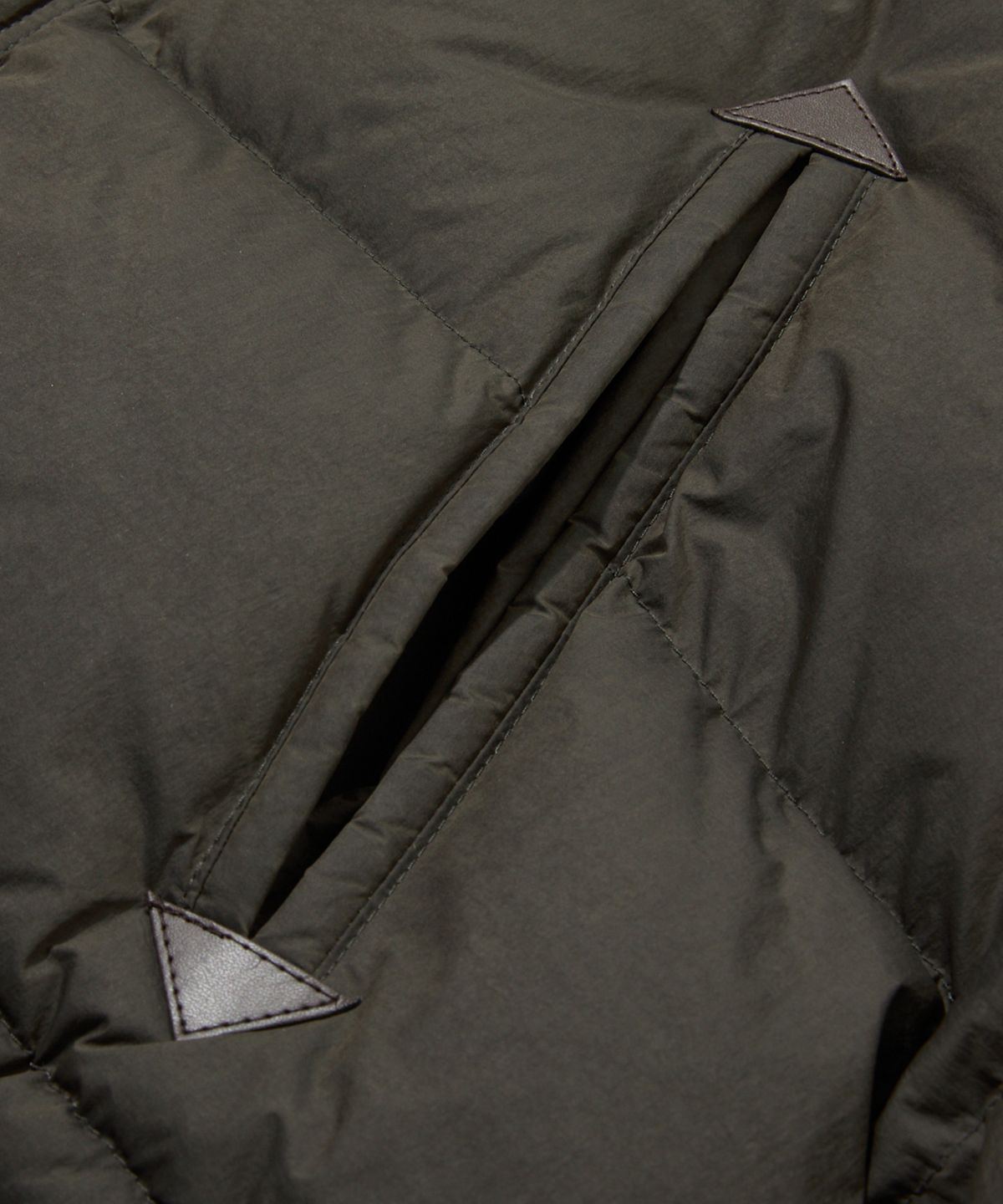 펜필드(PENFIELD) 마운틴 헤비 다운 파카 브라운_FR4WD36U