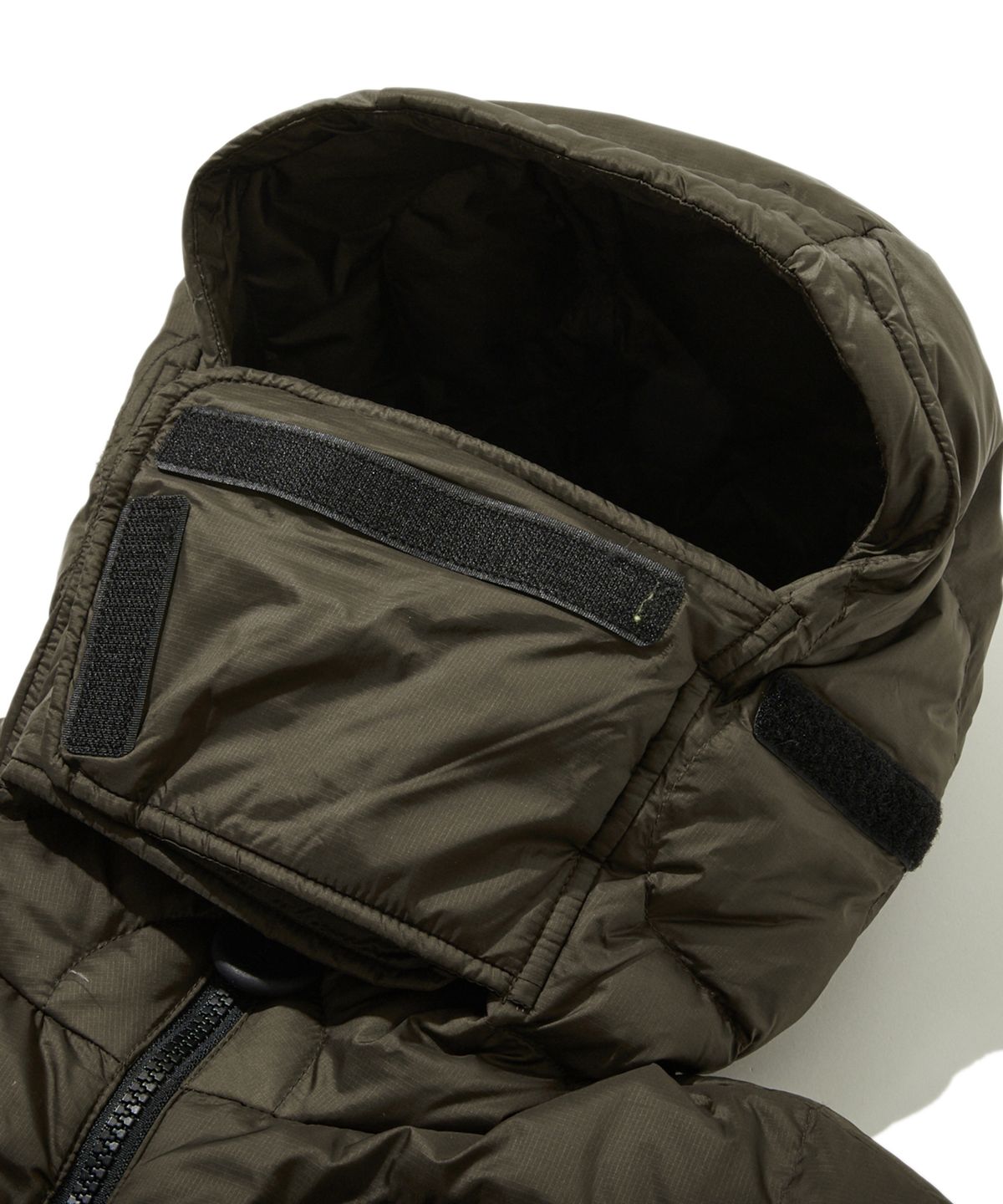 펜필드(PENFIELD) 어센트 라이트 다운 자켓 베이지_FR4WD001
