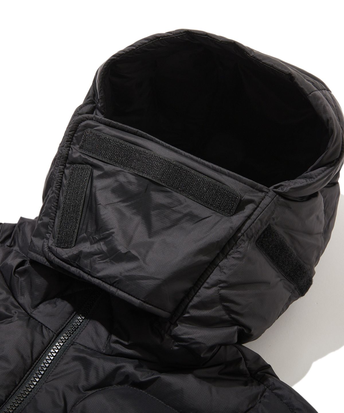 펜필드(PENFIELD) 어센트 라이트 다운 자켓 블랙_FR4WD003