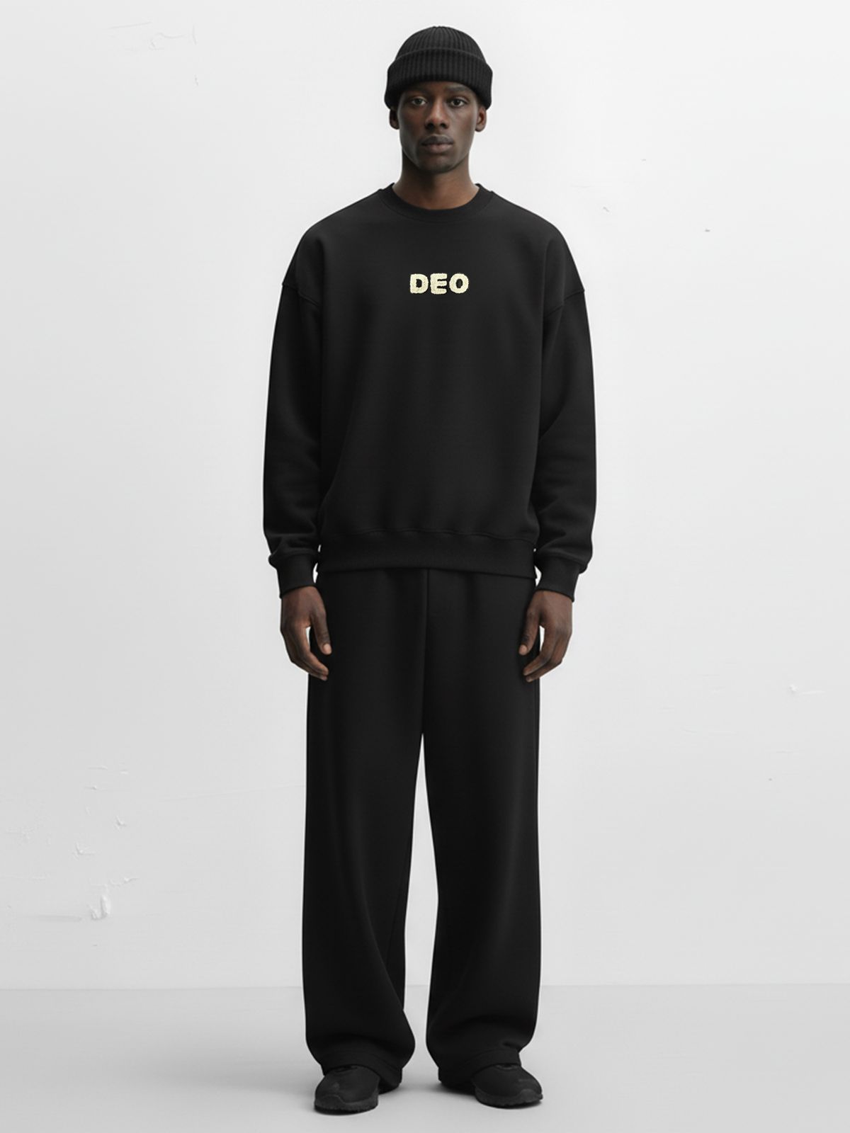 데오스테이트(DEOSTATE) 10036 크루넥 블랙