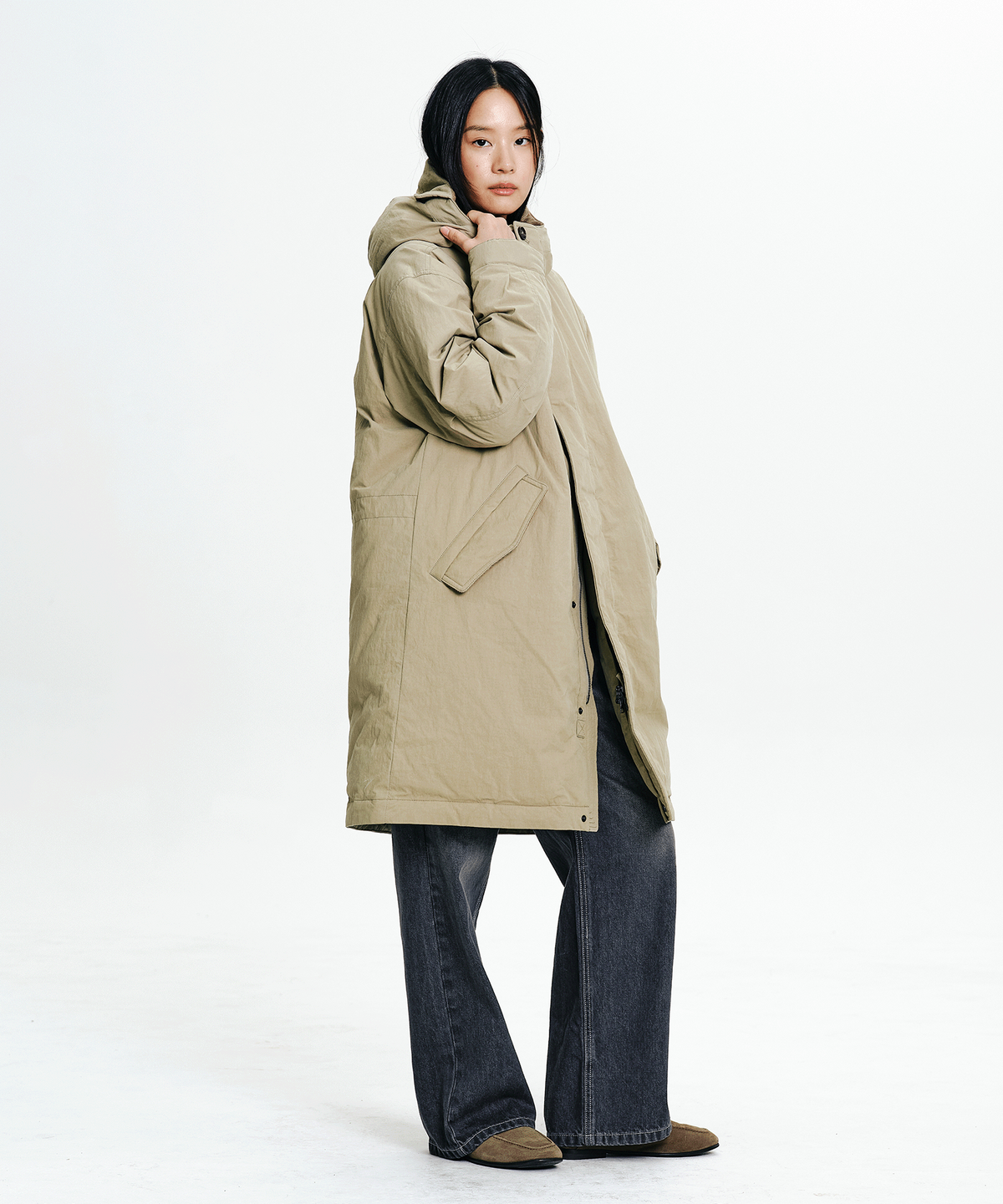 나우(nau) 어센틱 야상 다운 코트 Light Khaki Beige