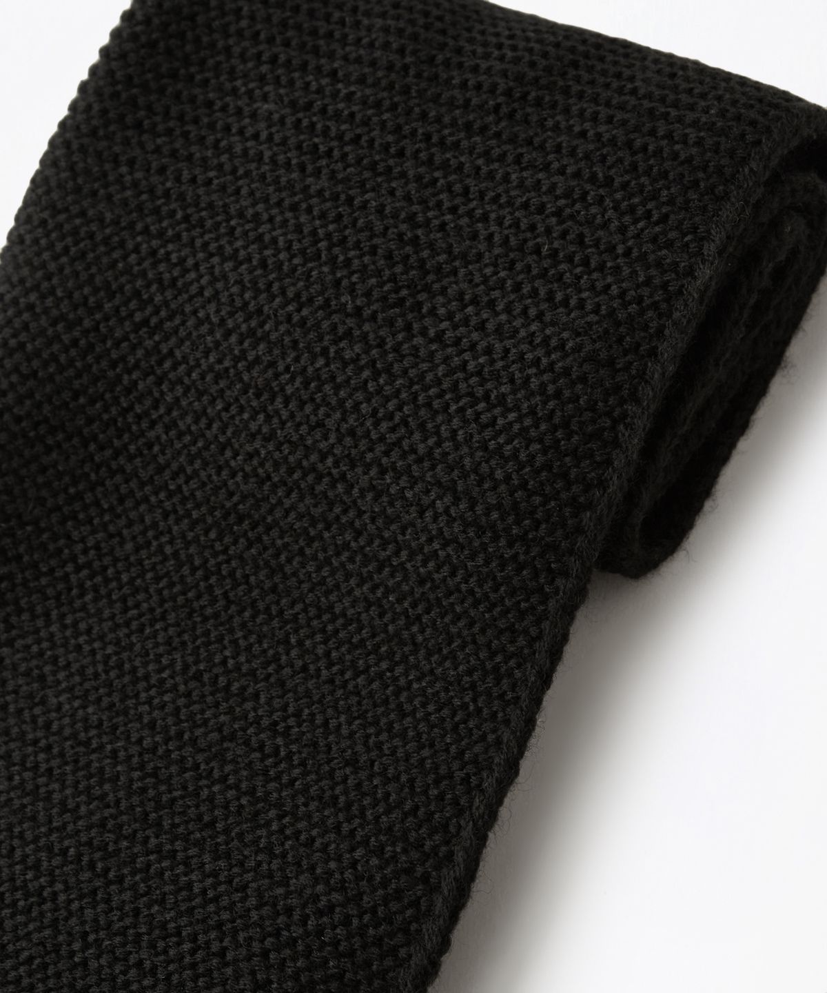 아웃스탠딩(OUTSTANDING) MILITARY KNIT MUFFLER_BLACK