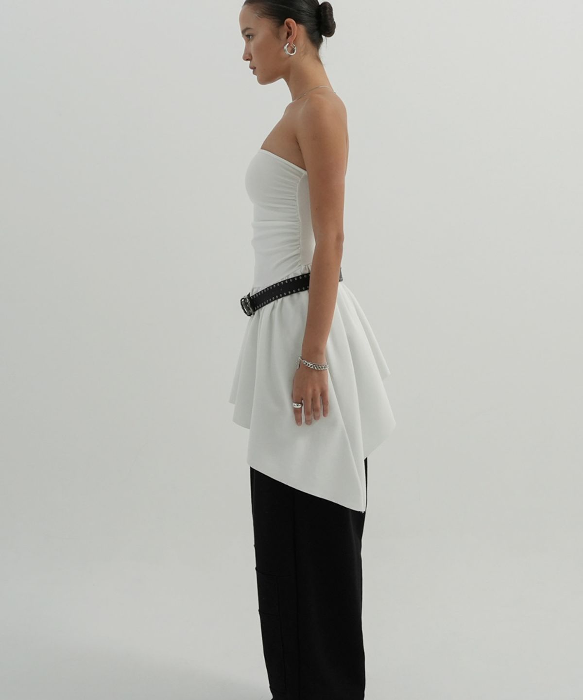 분트(VOONT) Meltline Tube Dress (WHITE)