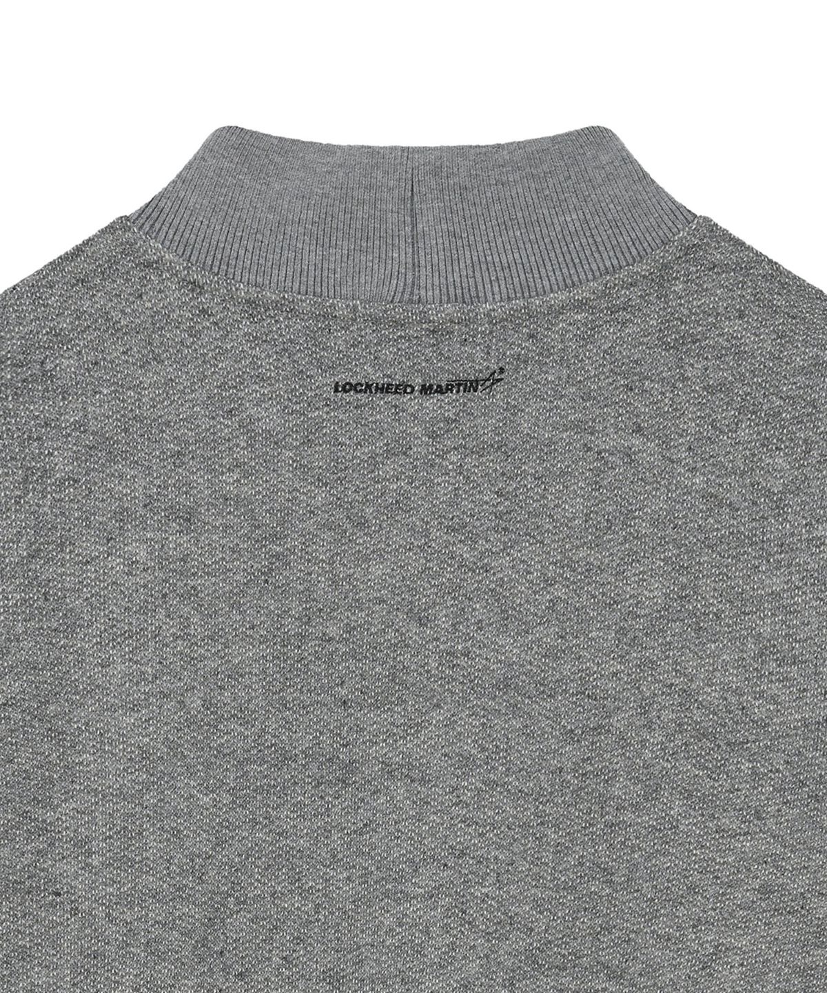 록히드마틴(LOCKHEED MARTIN) LM SMALL LOGO HALF-NECK KNITTED TS (GREY)