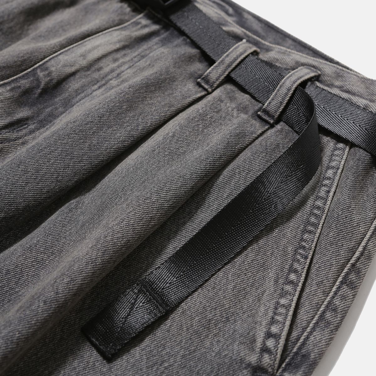 모이프(MOIF) [AW25] WIDE BELTED DENIM PANTS / BLEACHED BLACK
