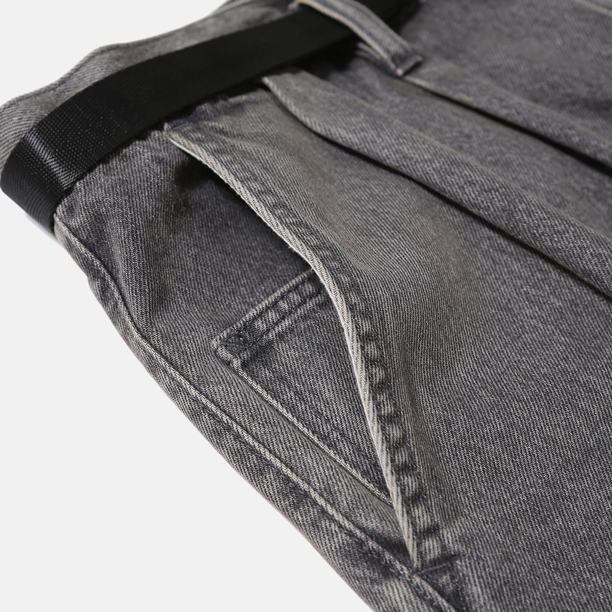 모이프(MOIF) [AW25] WIDE BELTED DENIM PANTS / BLEACHED BLACK