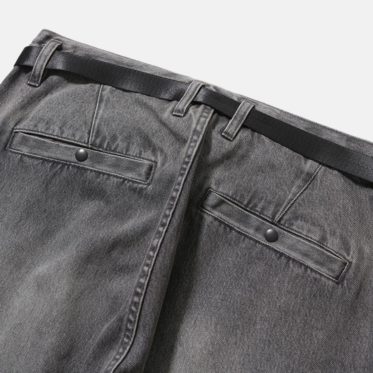 모이프(MOIF) [AW25] WIDE BELTED DENIM PANTS / BLEACHED BLACK