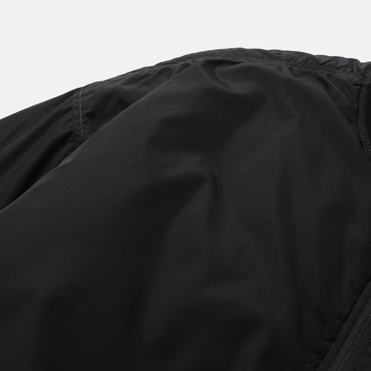 모이프(MOIF) [AW25] REVERSIBLE FLIGHT JACKET / BLACK/STONE