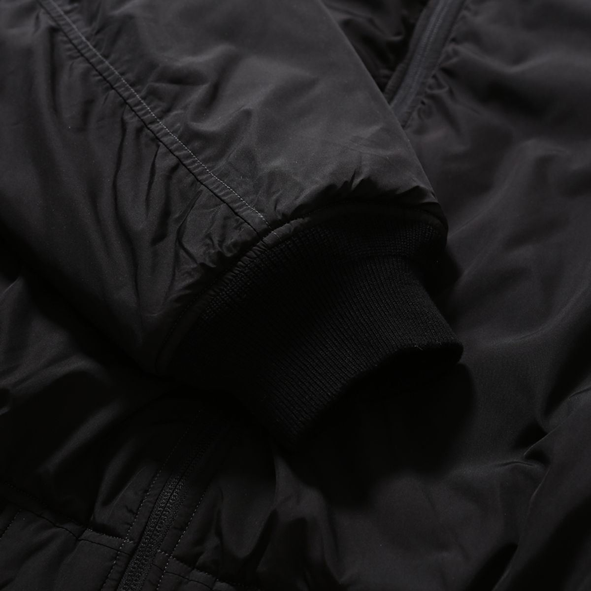 모이프(MOIF) [AW25] REVERSIBLE FLIGHT JACKET / BLACK/STONE