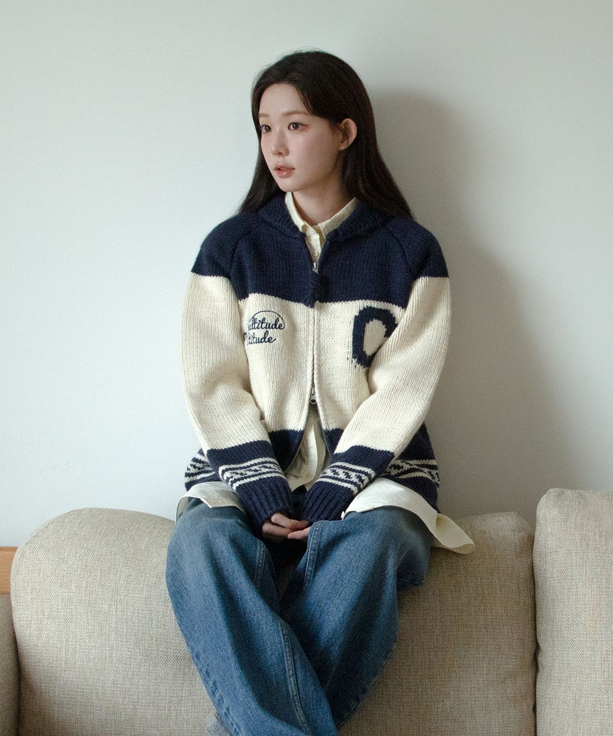 커버낫(COVERNAT) 코위찬 가디건 Navy