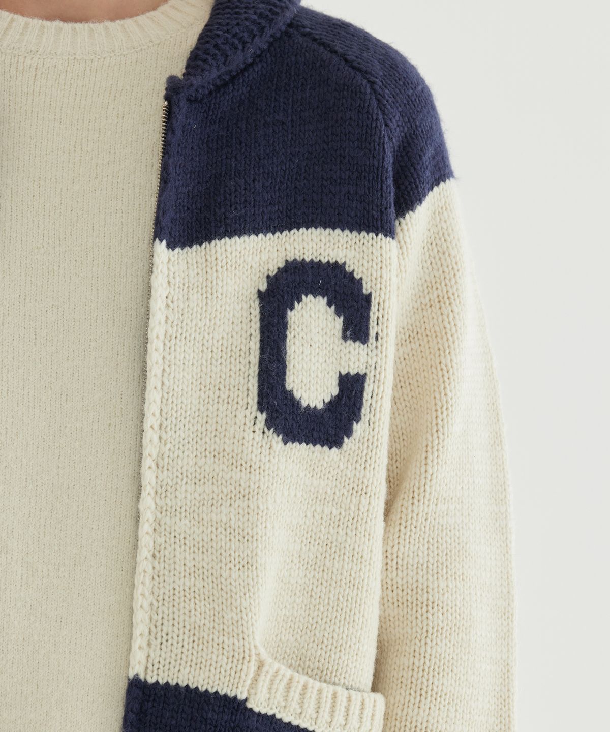 커버낫(COVERNAT) 코위찬 가디건 Navy