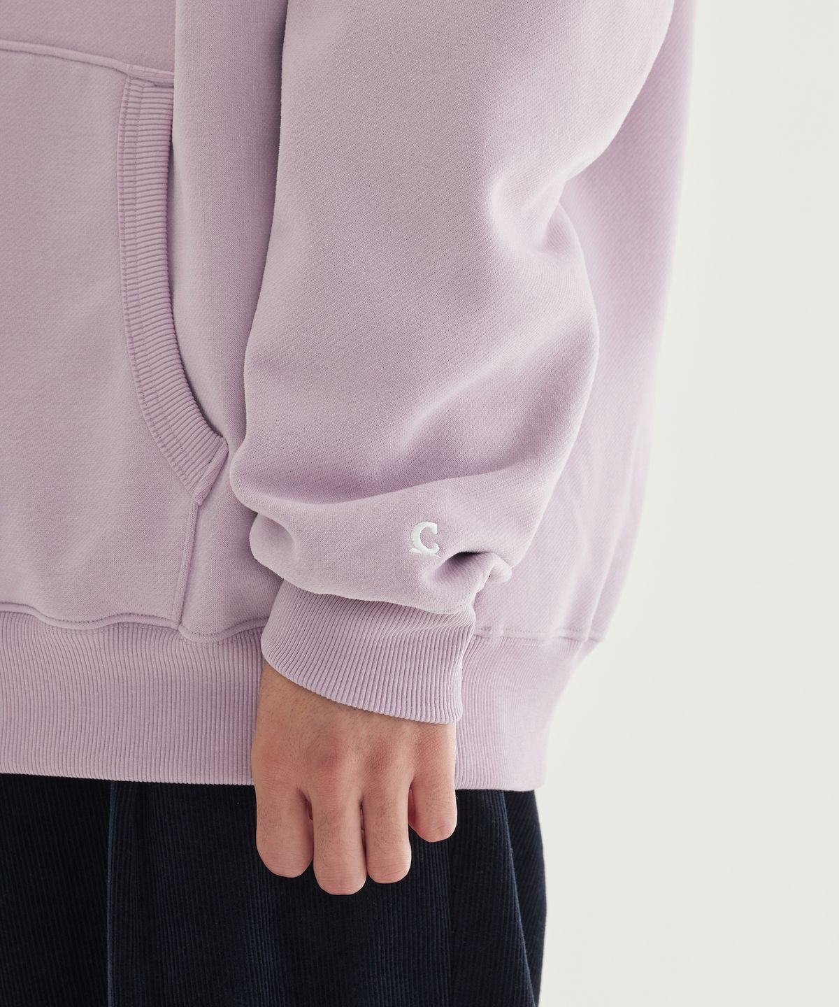 커버낫(COVERNAT) 스몰 로고 기모 후디 Light Purple
