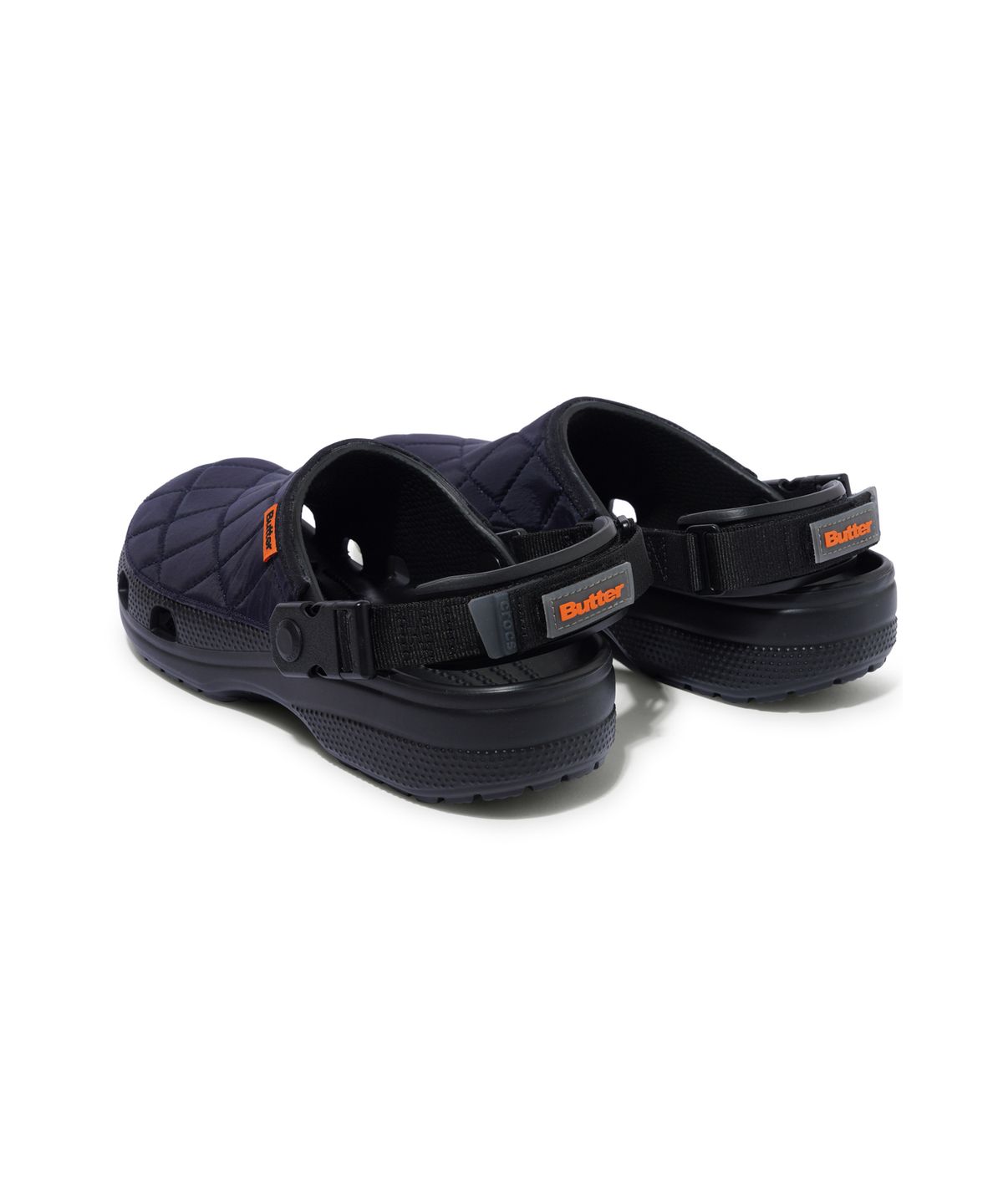 크록스(CROCS) 버터 X 크록스 클래식 클로그 - 블랙/네이비 / 211768-001