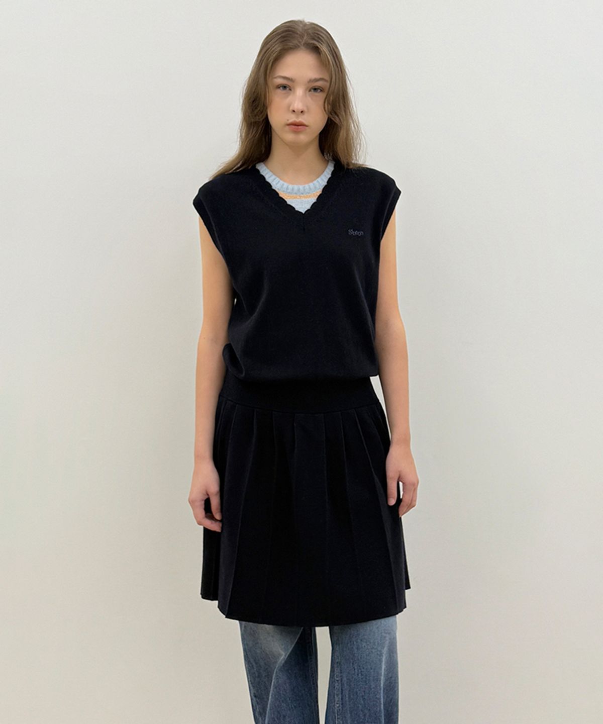시눈(SINOON) Wool-Blend Pleated Knit Dress (Navy)