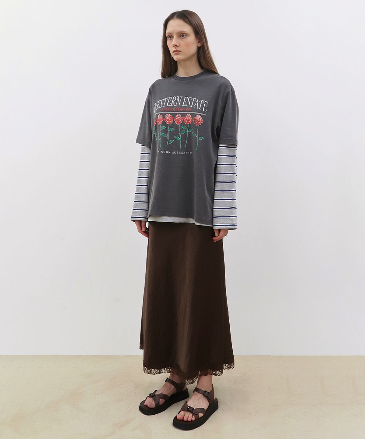시눈(SINOON) Satin Lace Long Skirt (Brown)