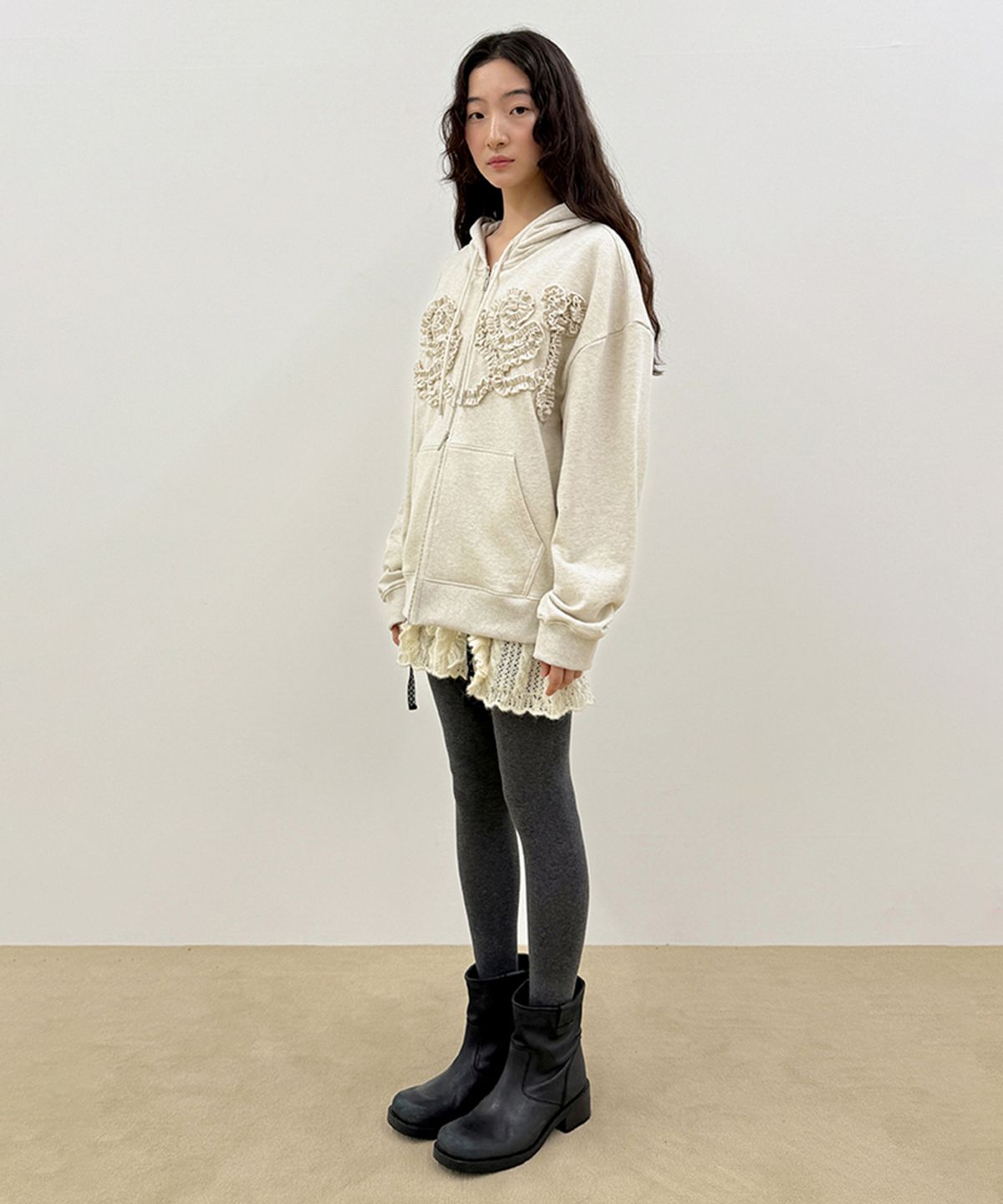 시눈(SINOON) Rose Frill Oversized-Fit Hooded Zip-Up (Oatmeal)
