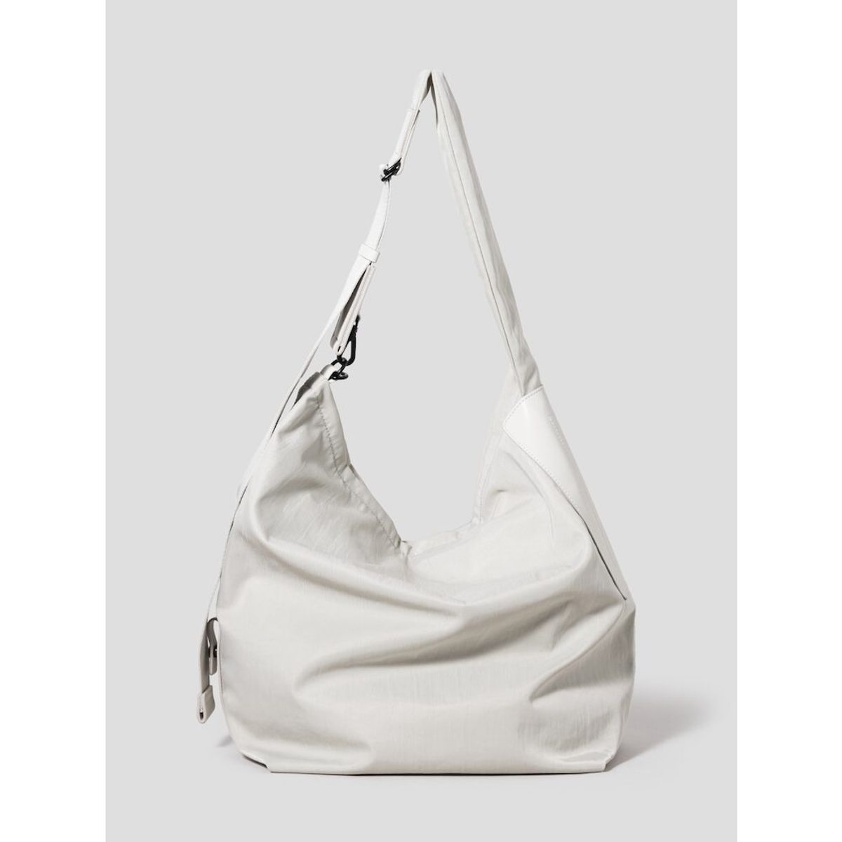 빈폴 액세서리(BEANPOLE ACCESSORY) Less Bag_2 라지 크로스백  라이트 그레이