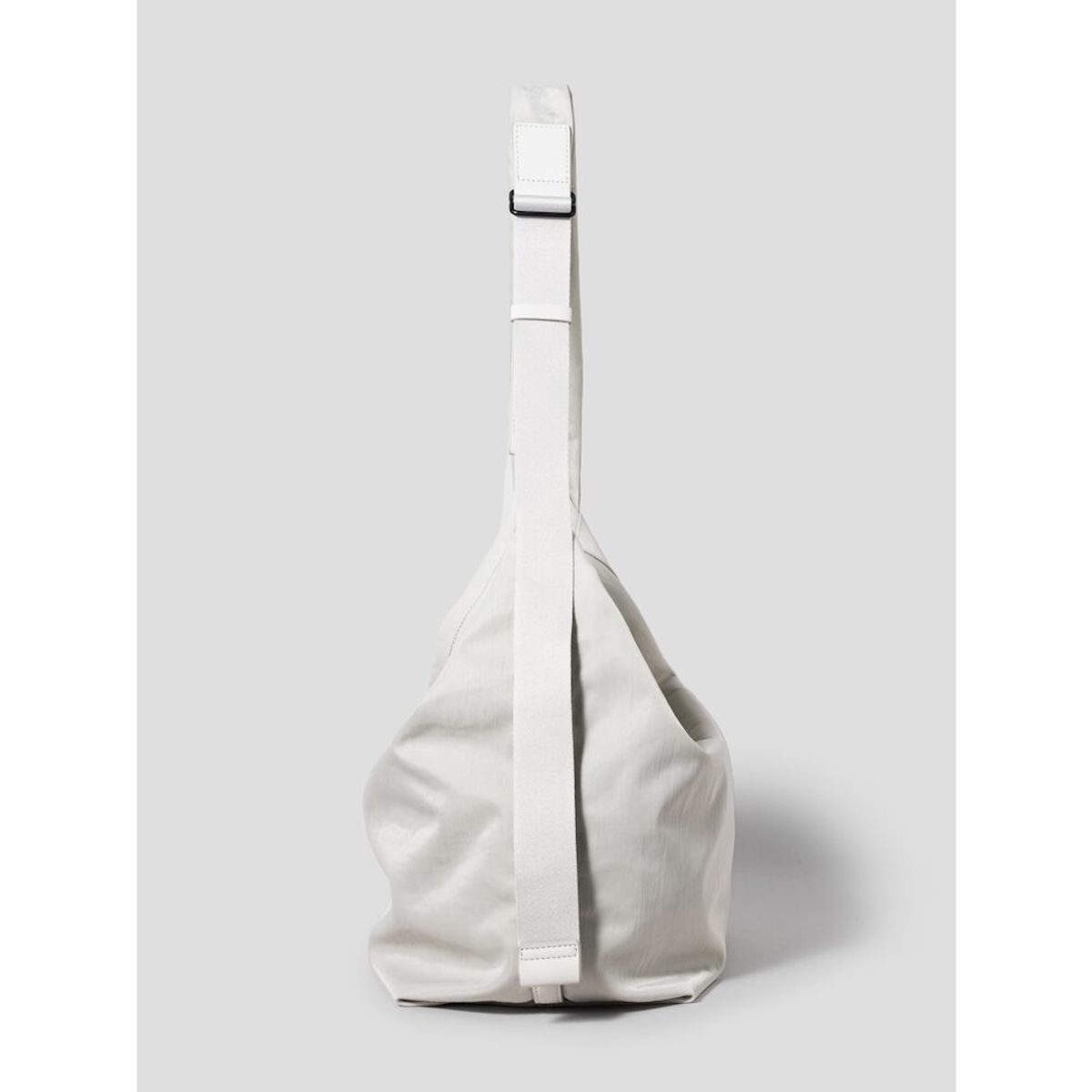 빈폴 액세서리(BEANPOLE ACCESSORY) Less Bag_2 라지 크로스백  라이트 그레이
