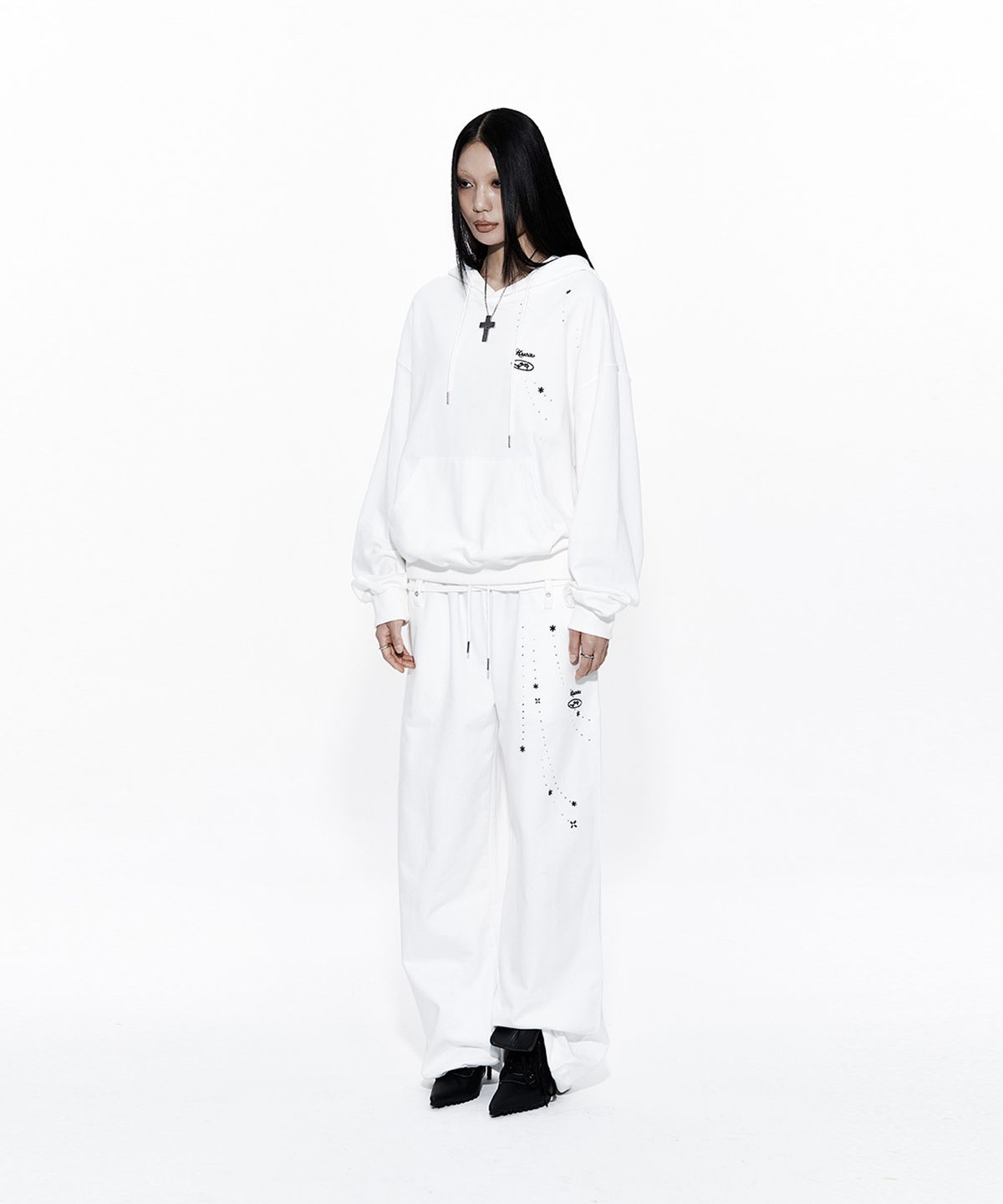 카시코(KASHIKO) Zenu Hoodie White
