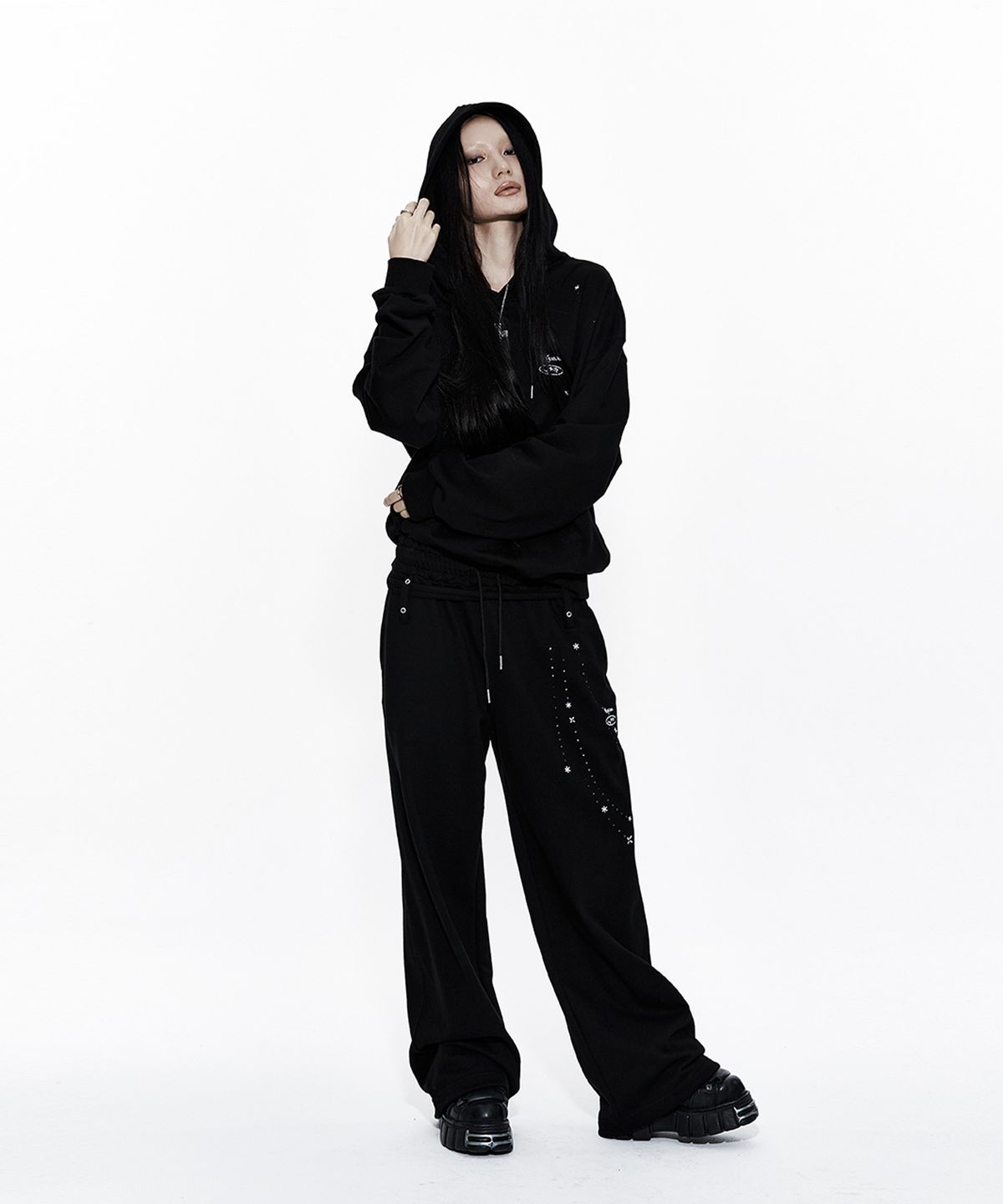 카시코(KASHIKO) Zenu Hoodie Black