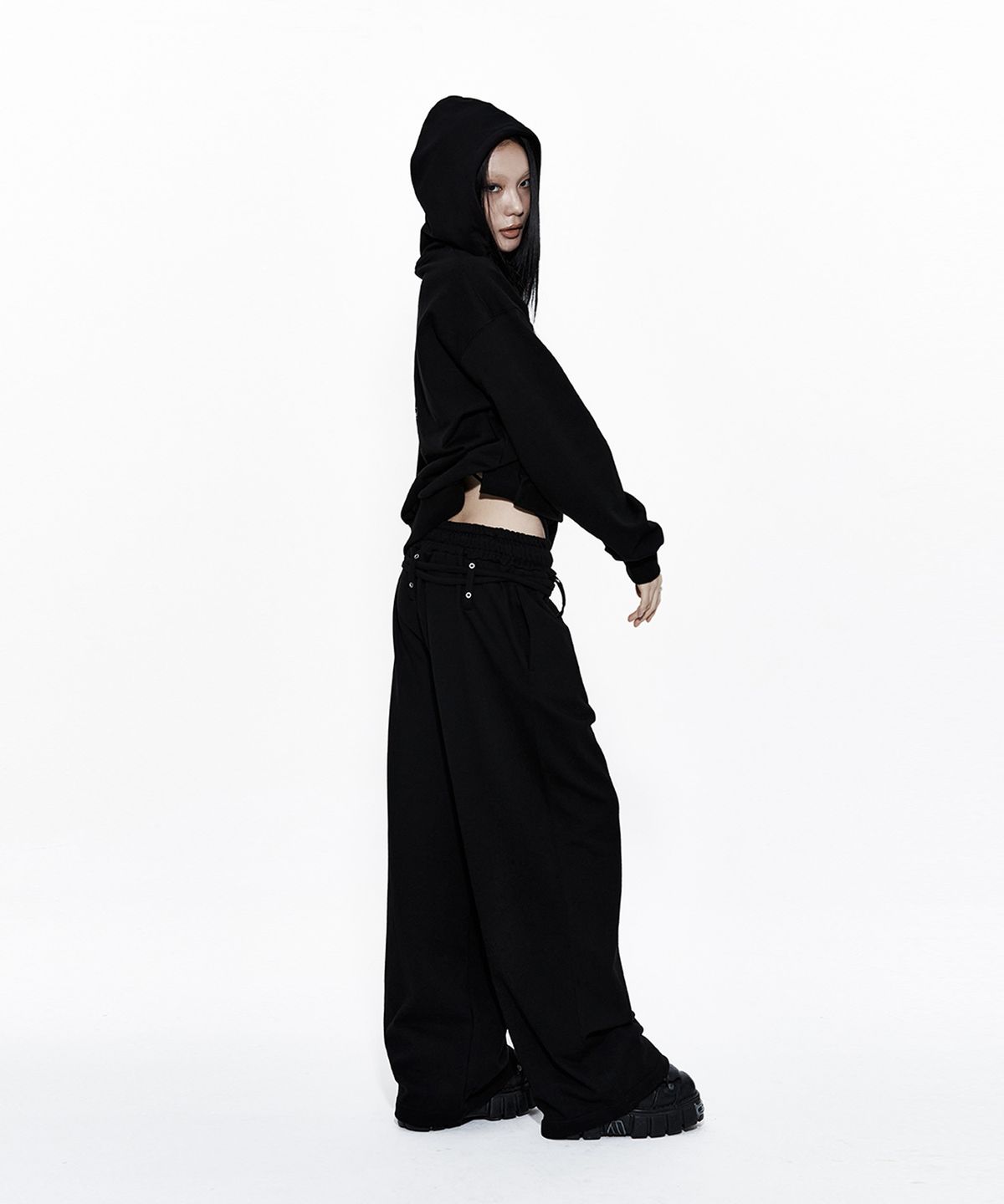 카시코(KASHIKO) Zenu Hoodie Black