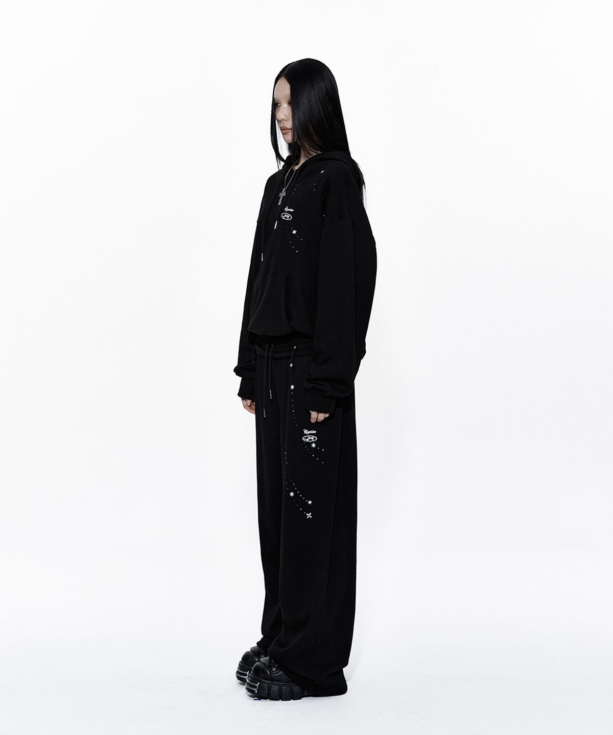 카시코(KASHIKO) Zenu Hoodie Black