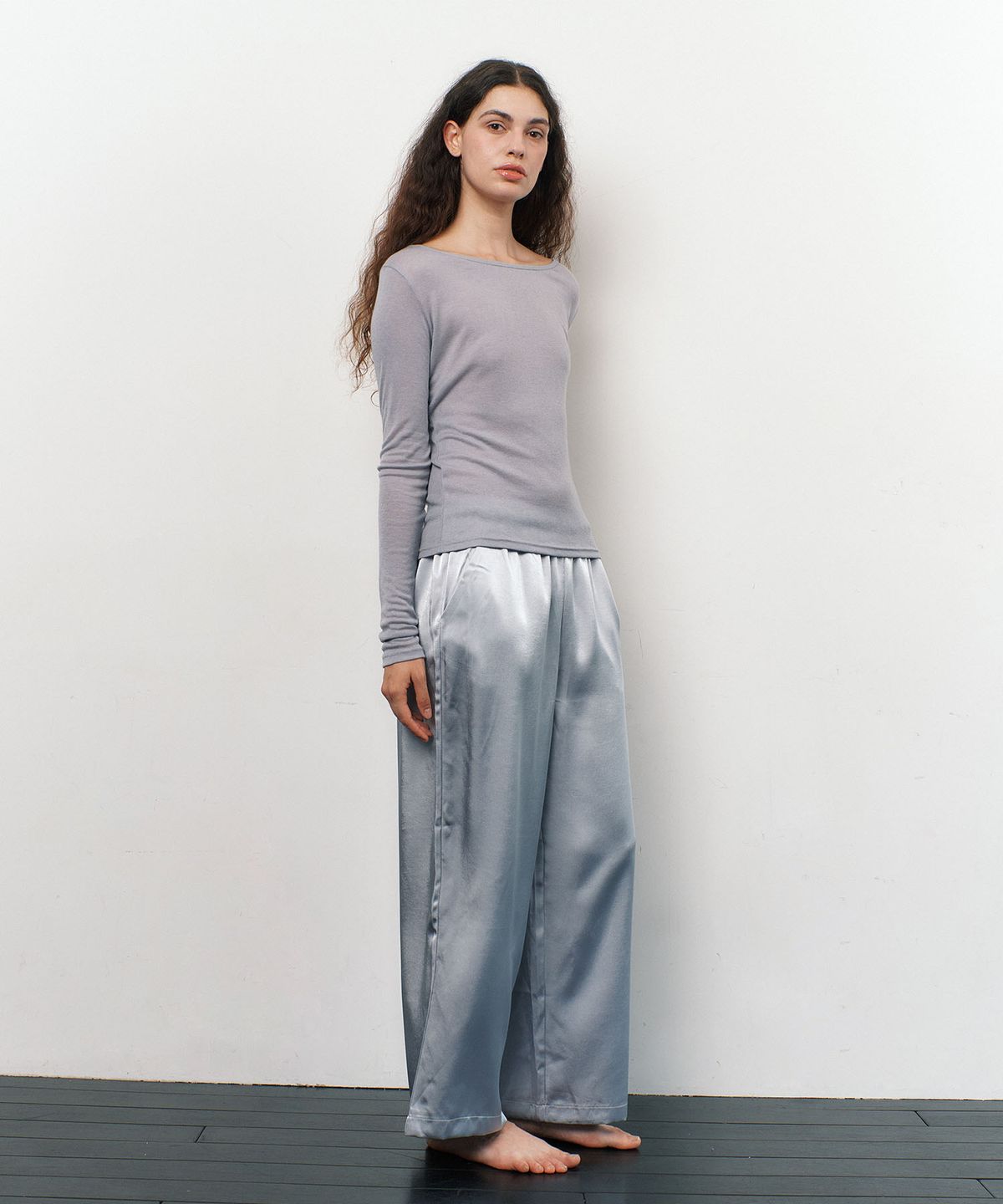 아템포(ATEMPO) MERINO WOOL T-SHIRT / ash violet
