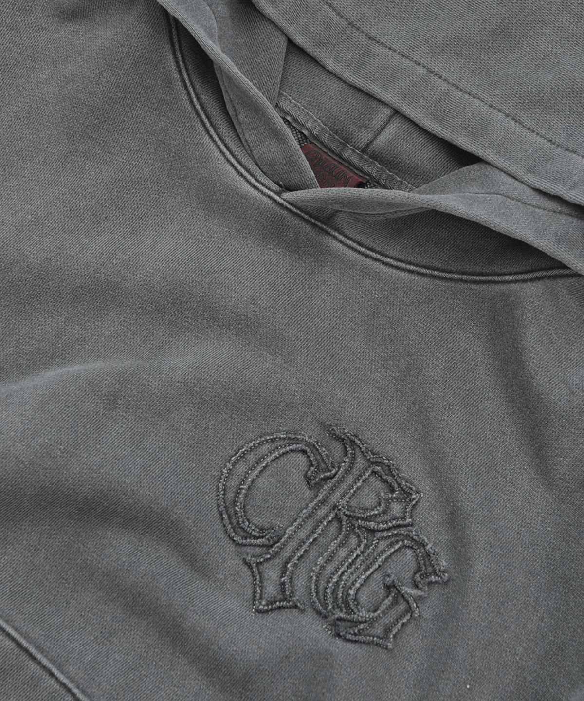 크리건(CRIGUN) LOGO APPLIQUE HOODIE PIGMENT CHARCOAL